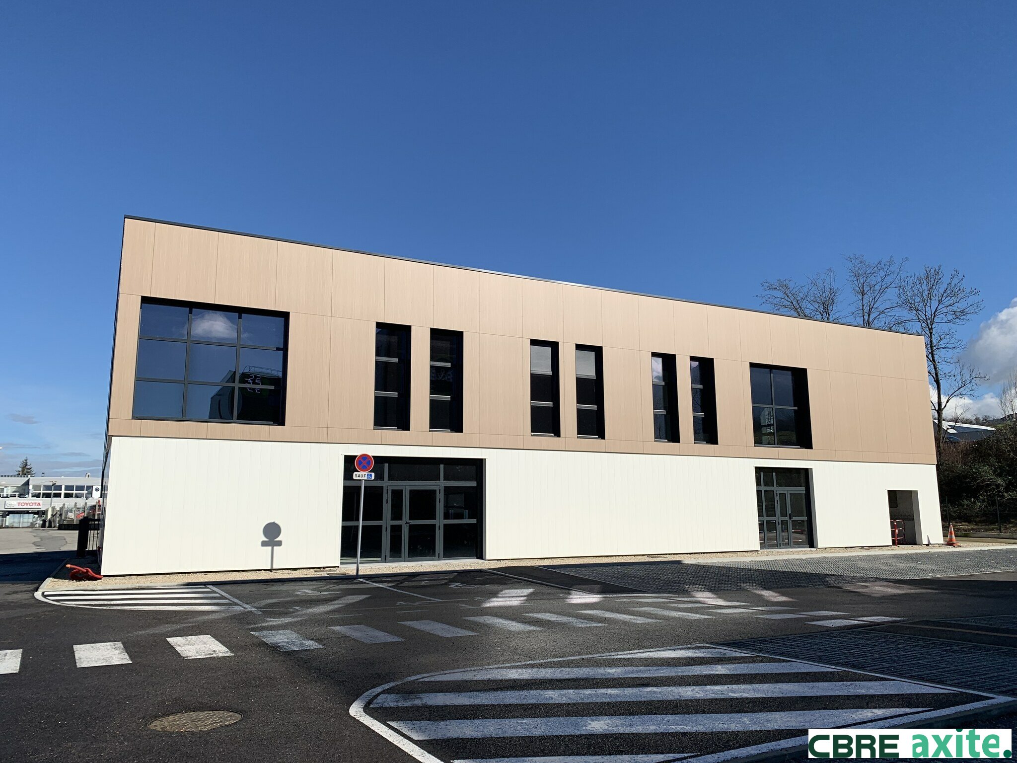 vente local-commercial GRESY SUR AIX