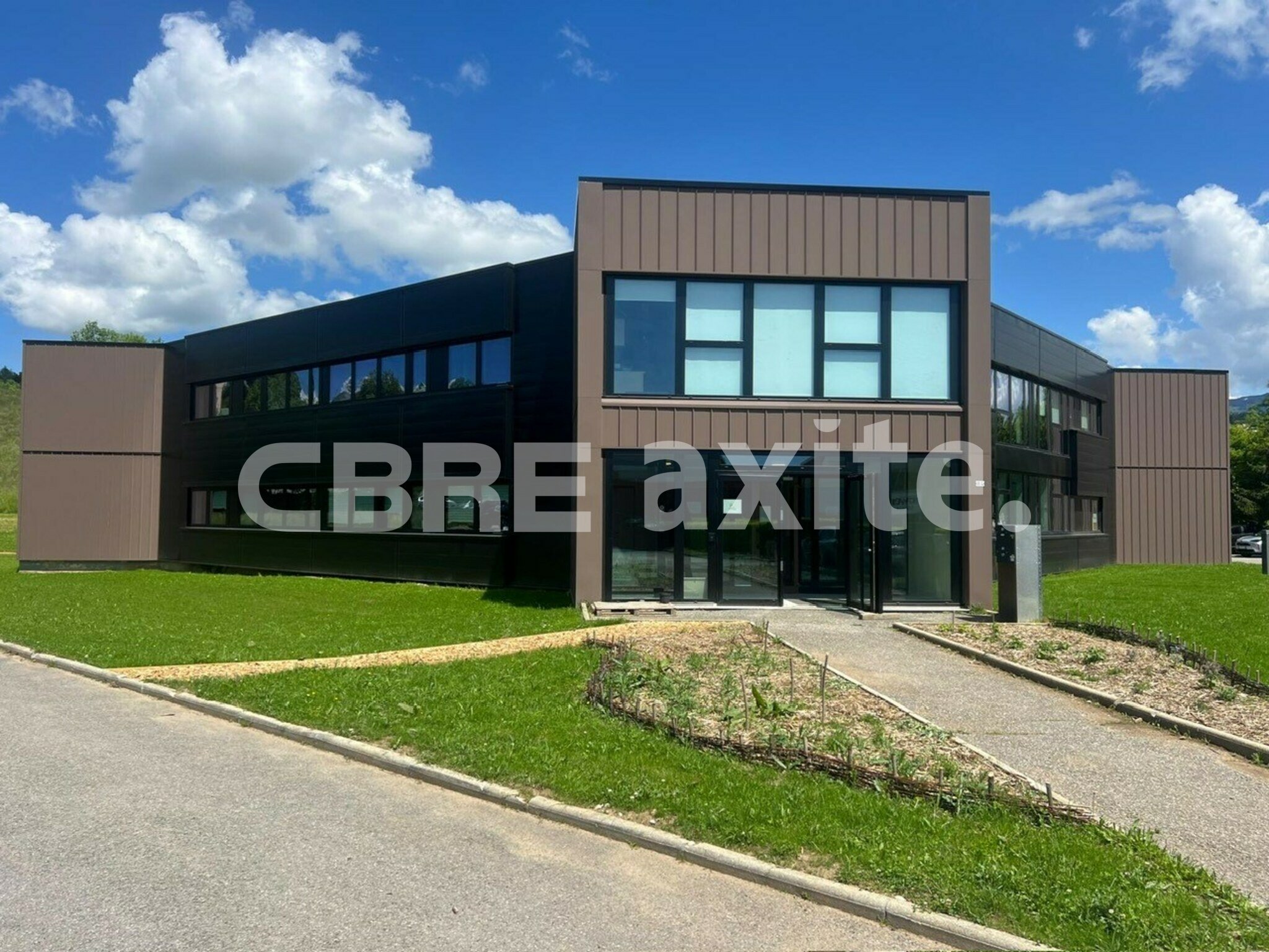 Bureau  - 185 m² PRINGY