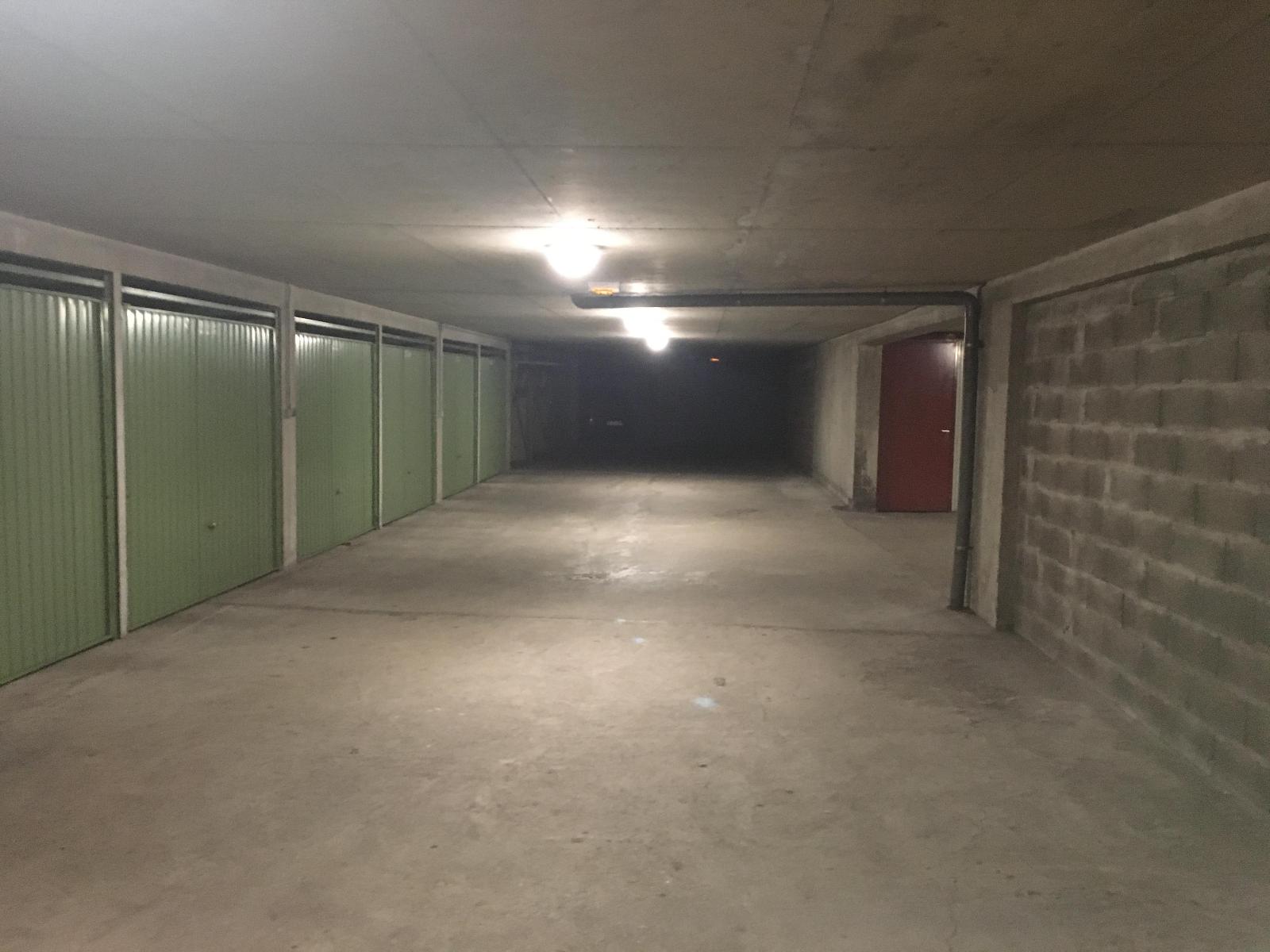 location parking THONON LES BAINS