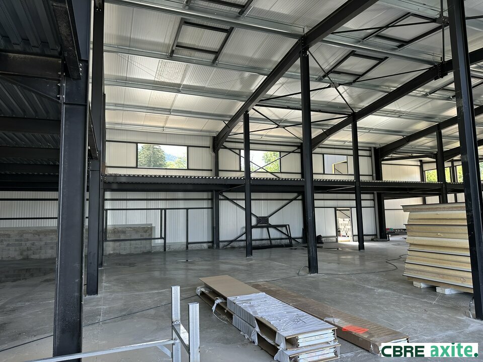 location local-industriel NOVALAISE