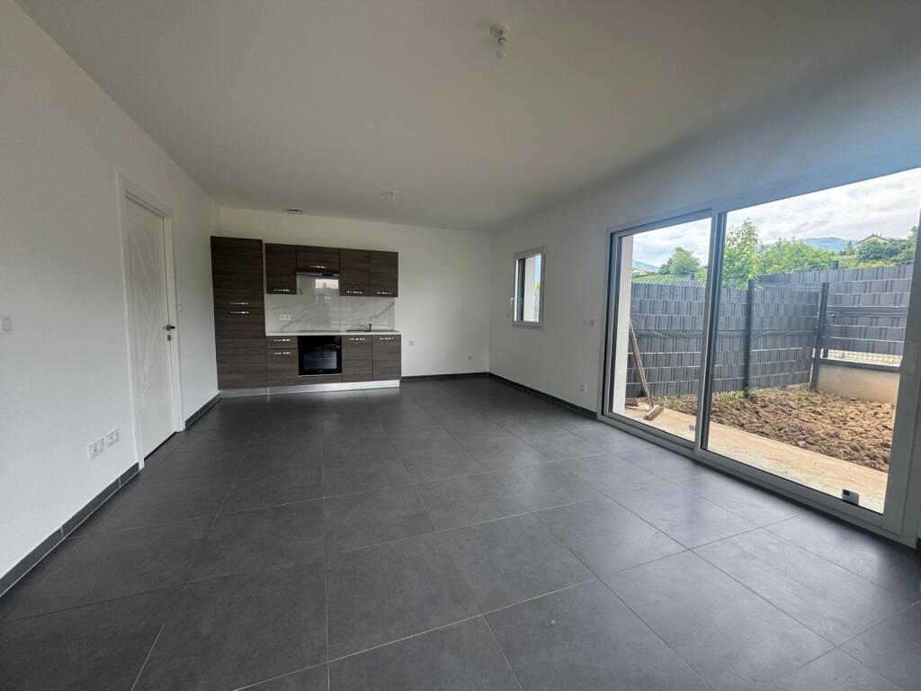 Appartement 2 pièces - 49 m² ST JEOIRE PRIEURE
