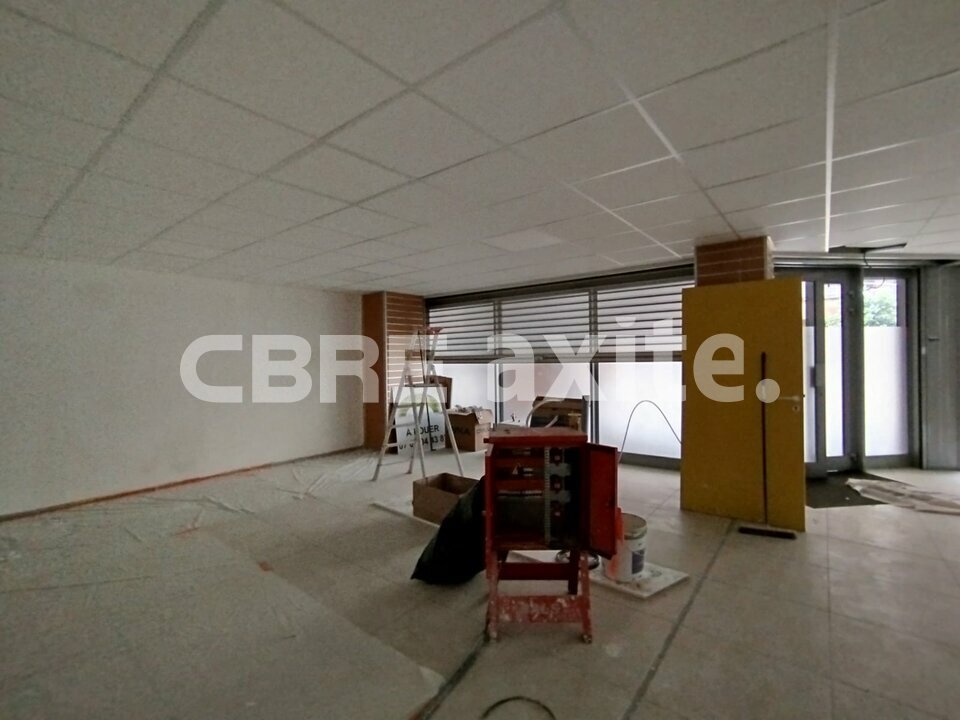 location local-commercial ANNEMASSE