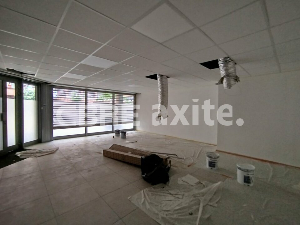location local-commercial ANNEMASSE