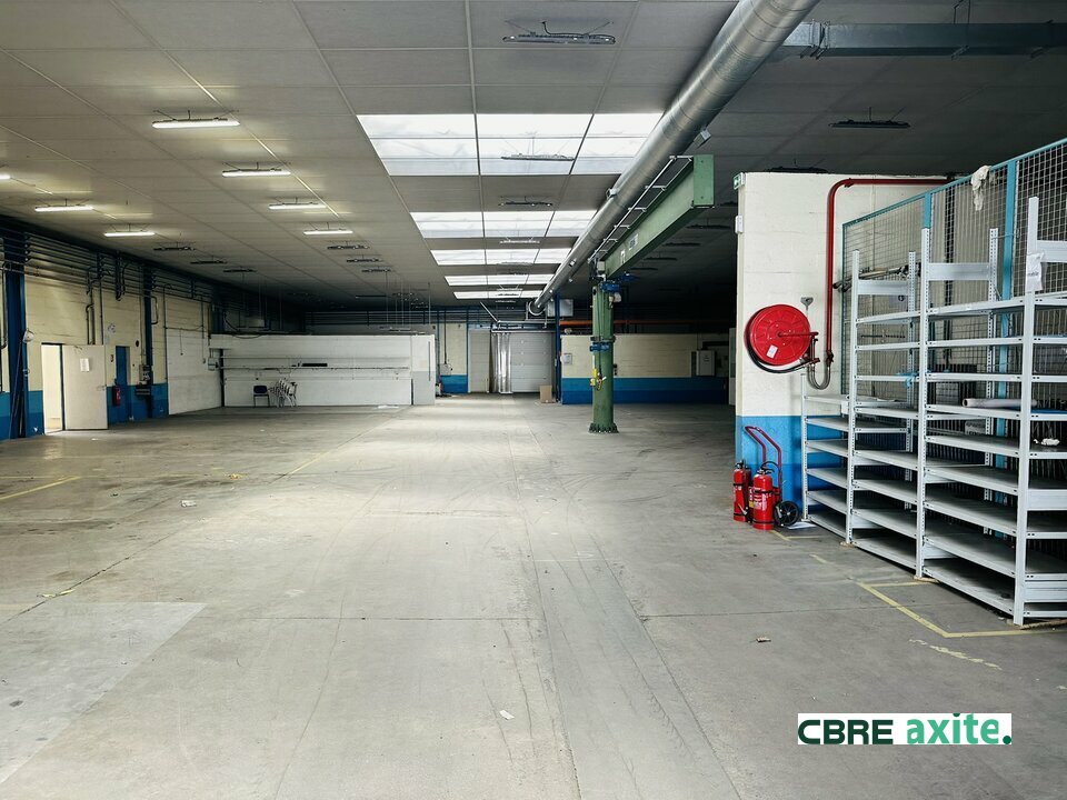 location local-industriel AIX LES BAINS