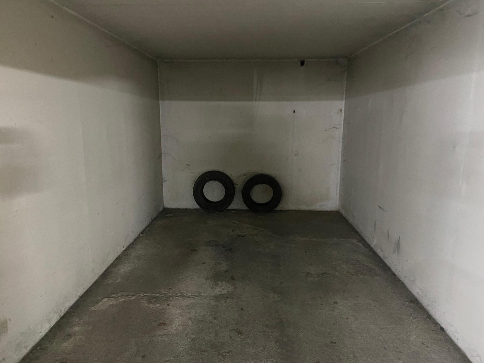location parking THONON LES BAINS
