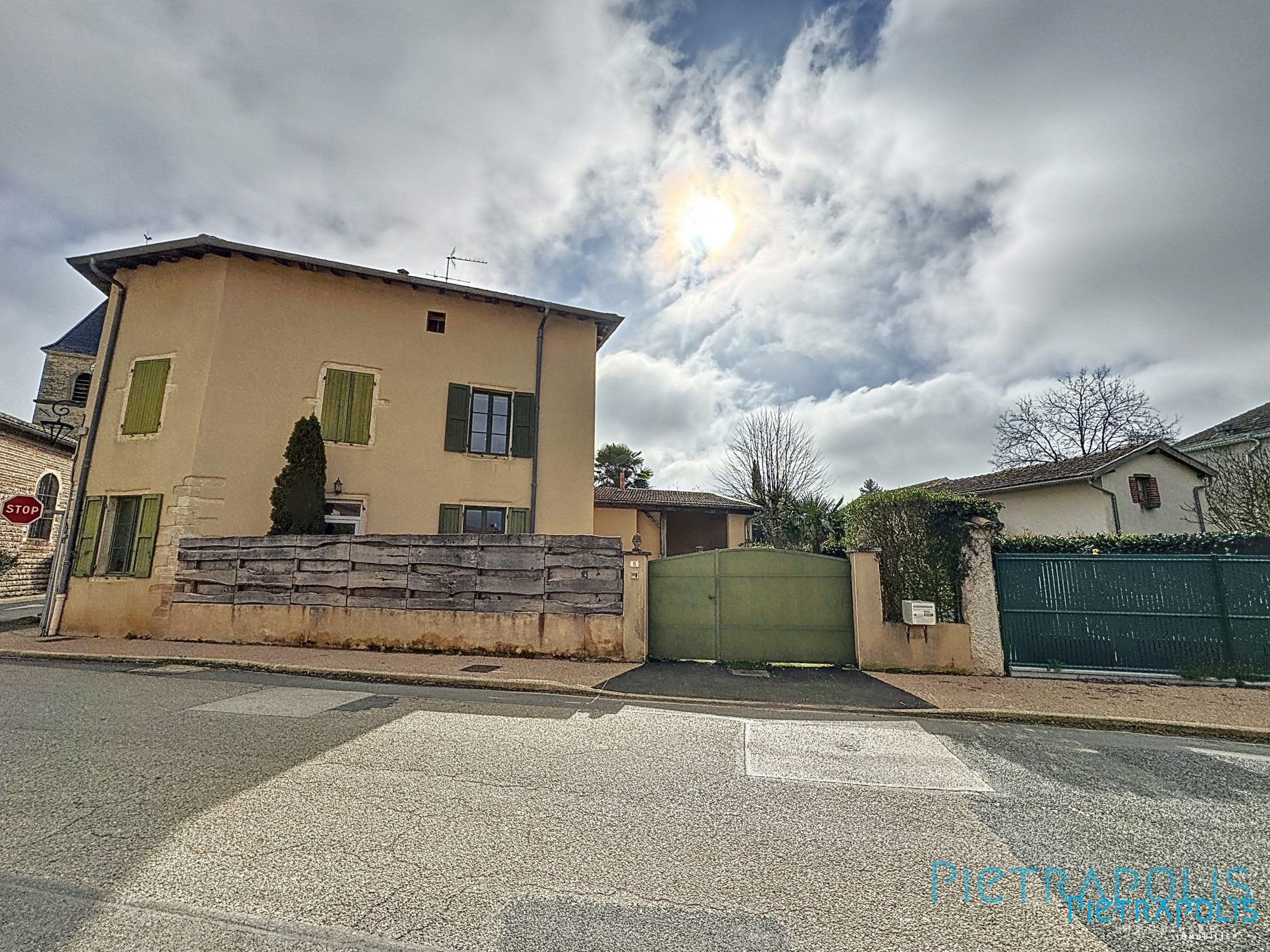 vente maison ST ETIENNE SUR CHALARONNE