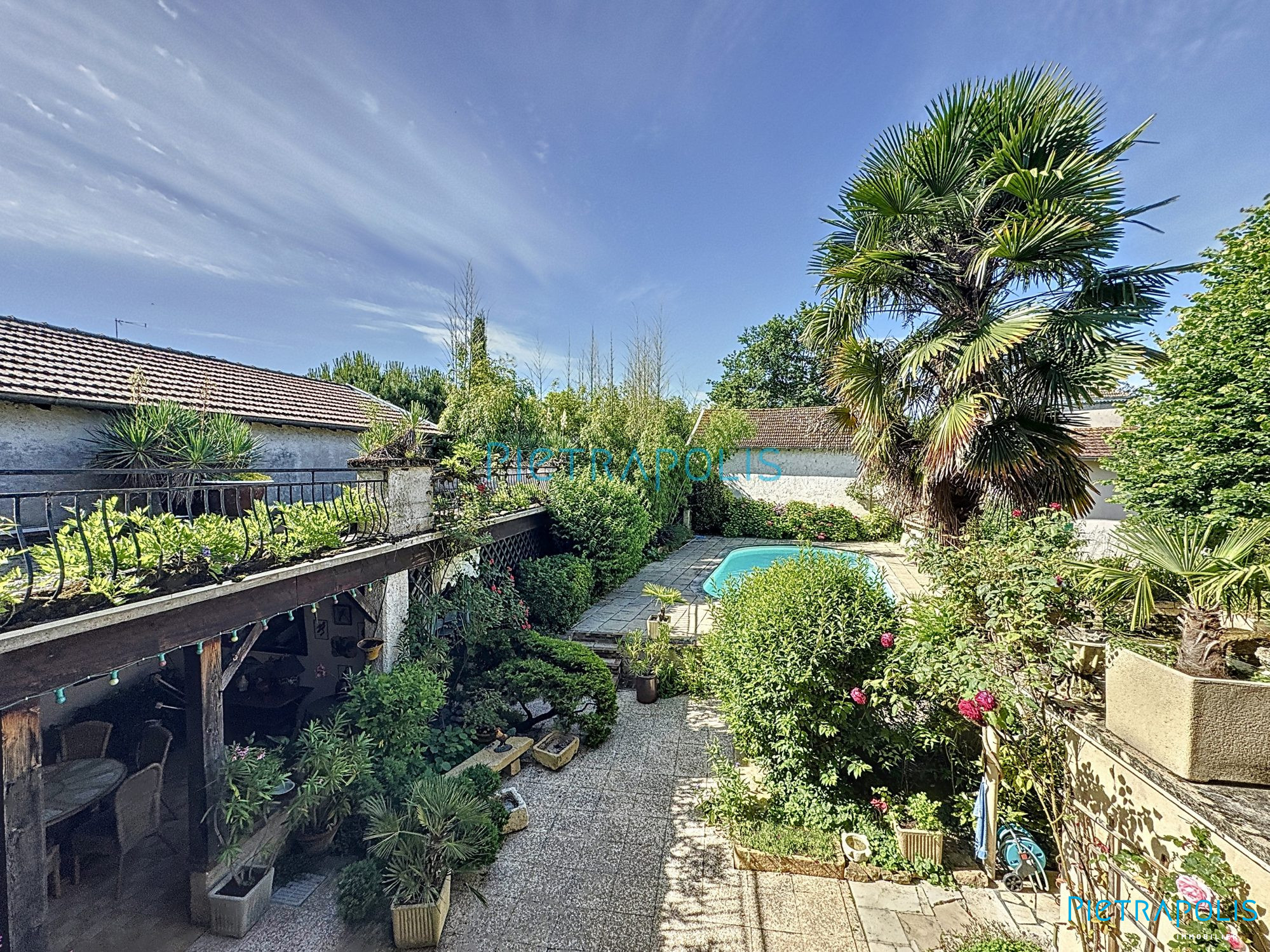 vente maison ST ETIENNE SUR CHALARONNE