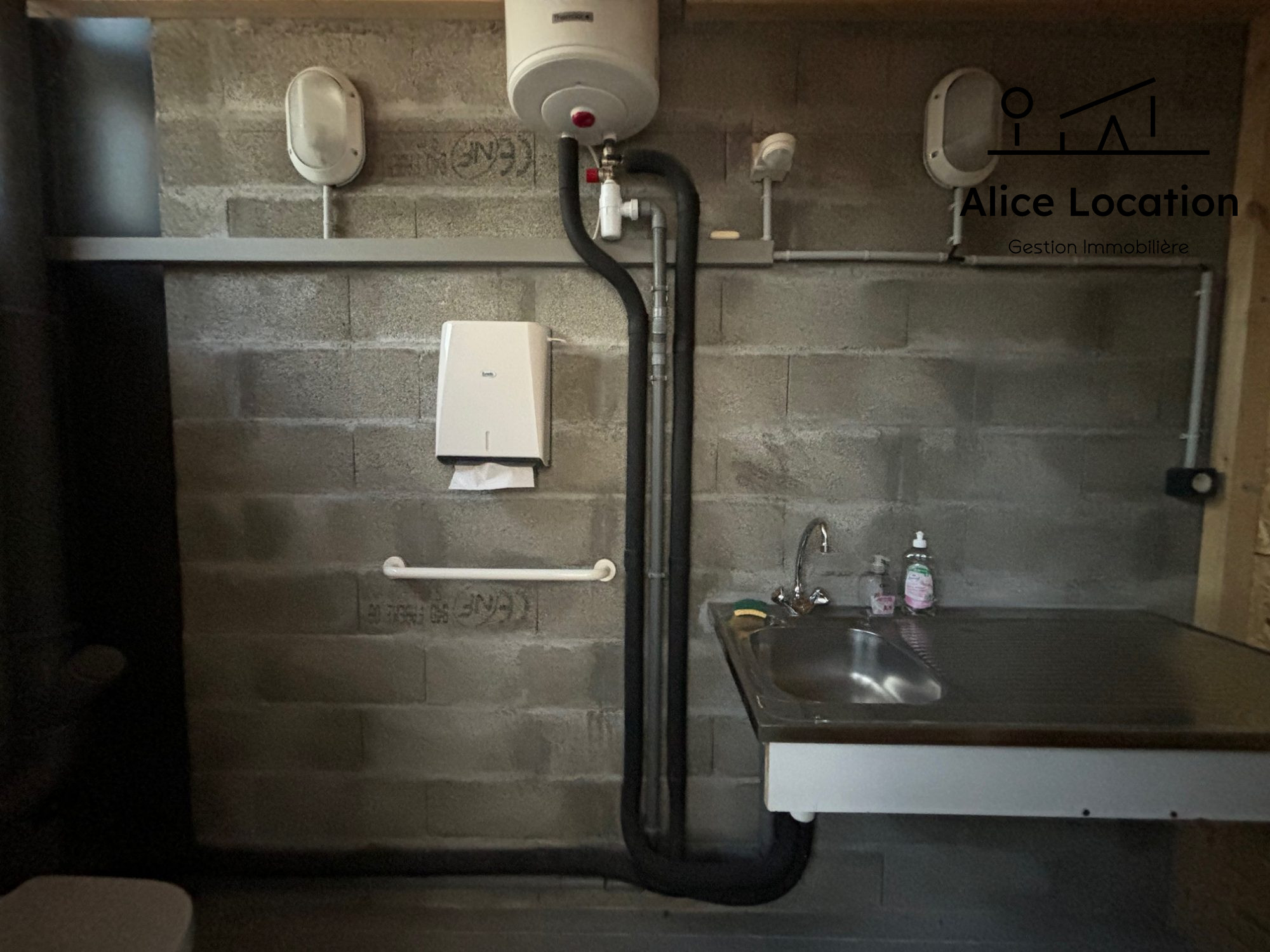 location local-commercial THONON LES BAINS