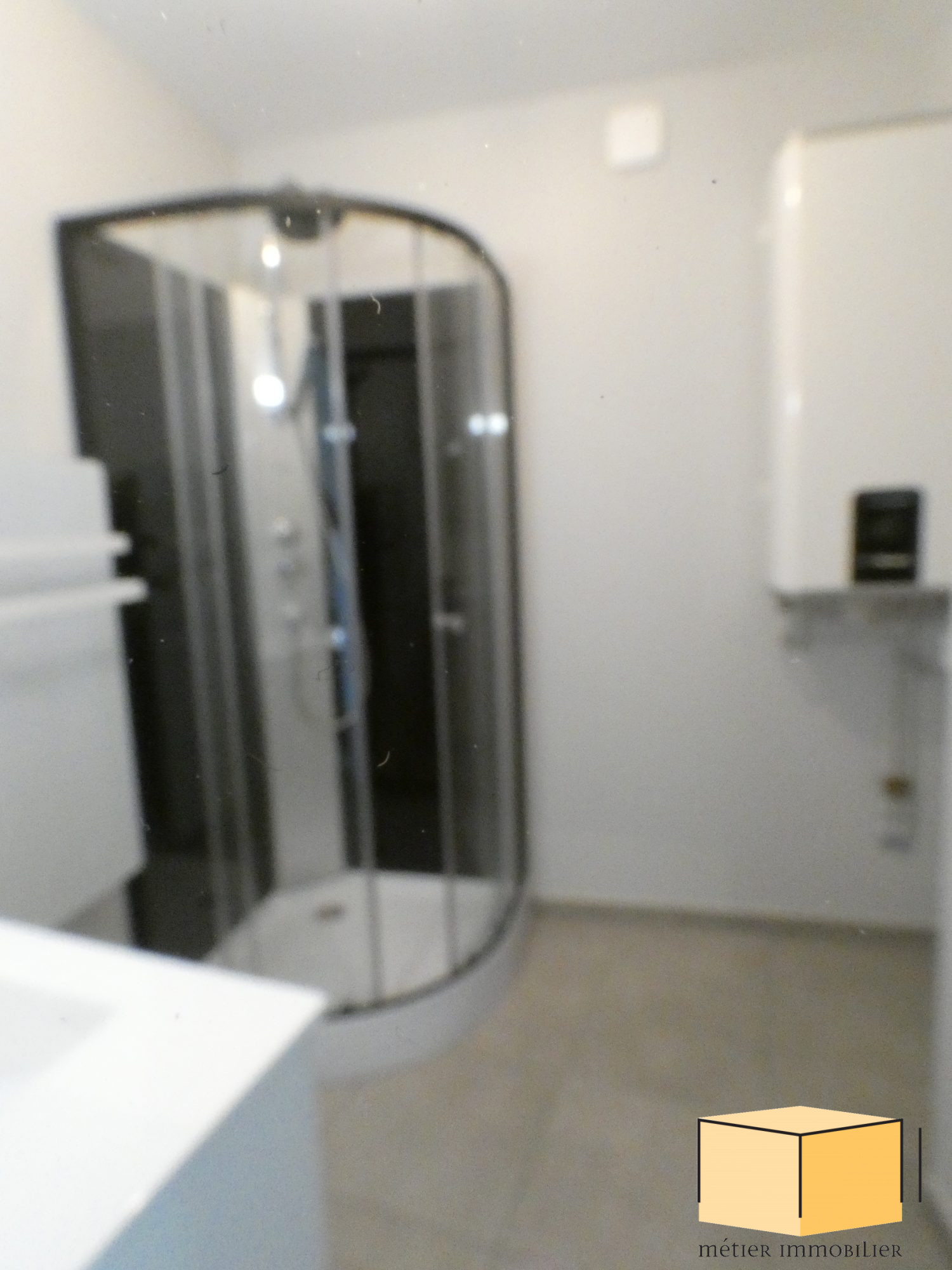 vente immeuble BELLEY