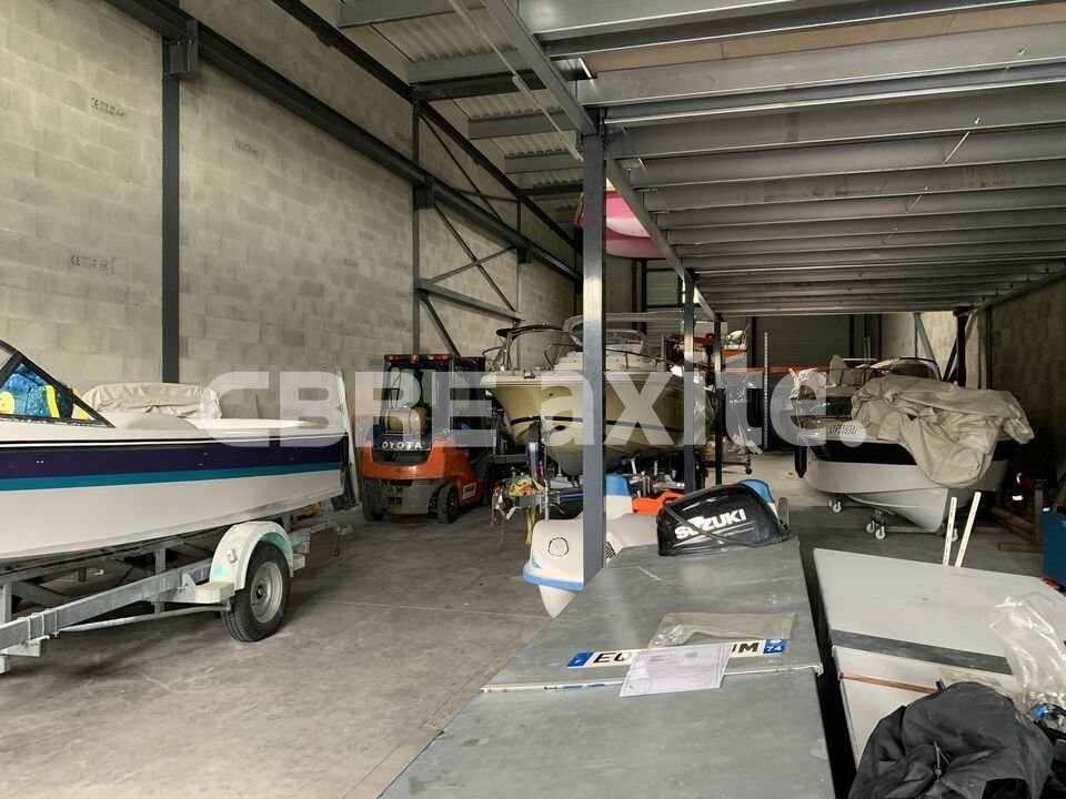 location local-industriel VILLAZ