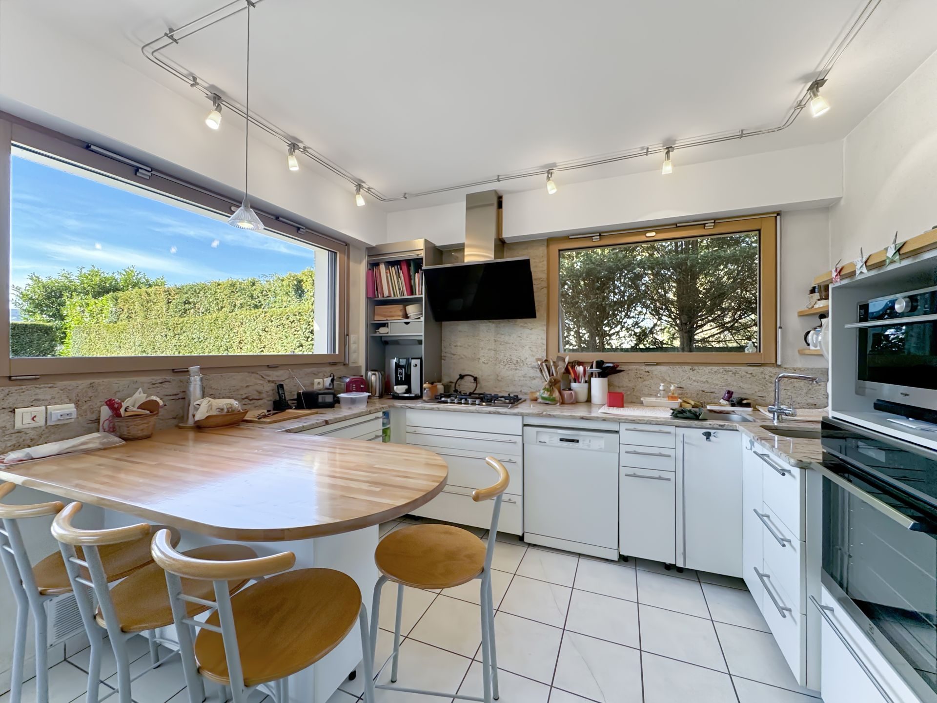 vente maison AIX LES BAINS