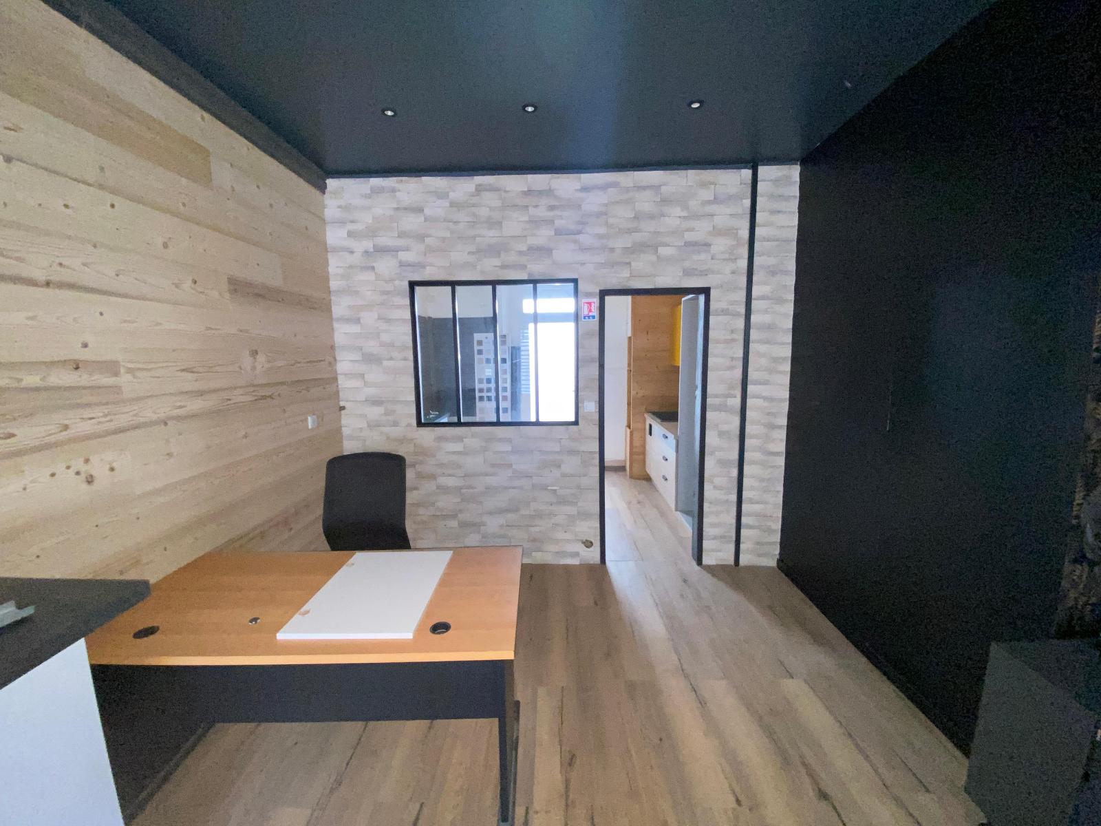 location local-commercial THONON LES BAINS