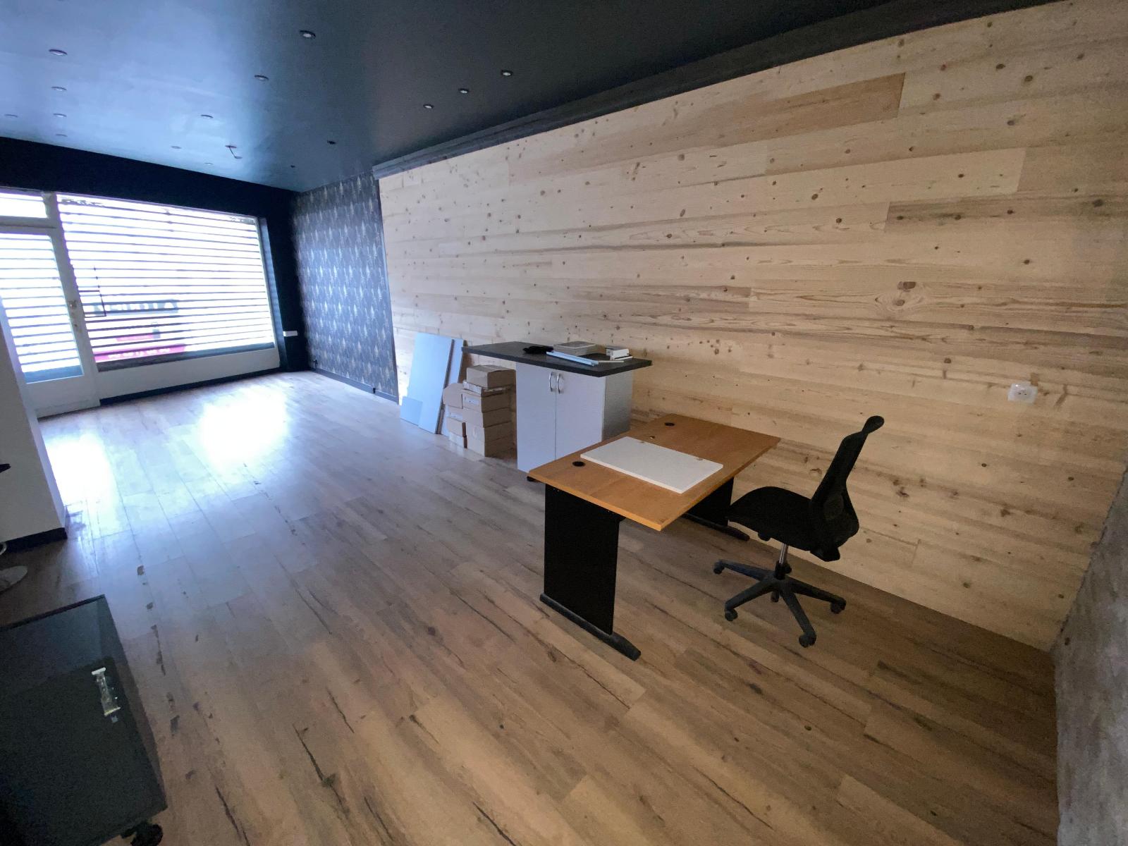 location local-commercial THONON LES BAINS