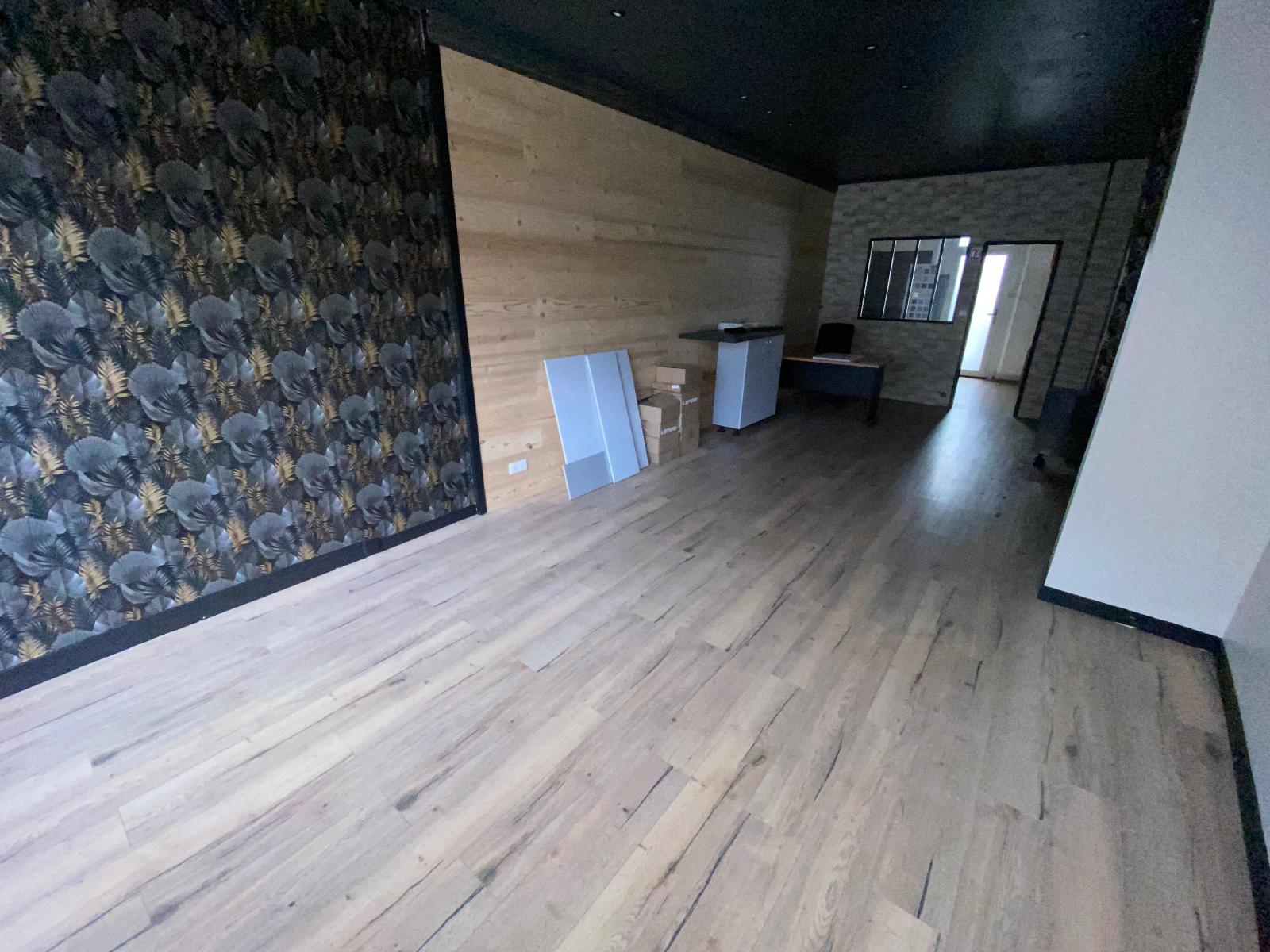location local-commercial THONON LES BAINS