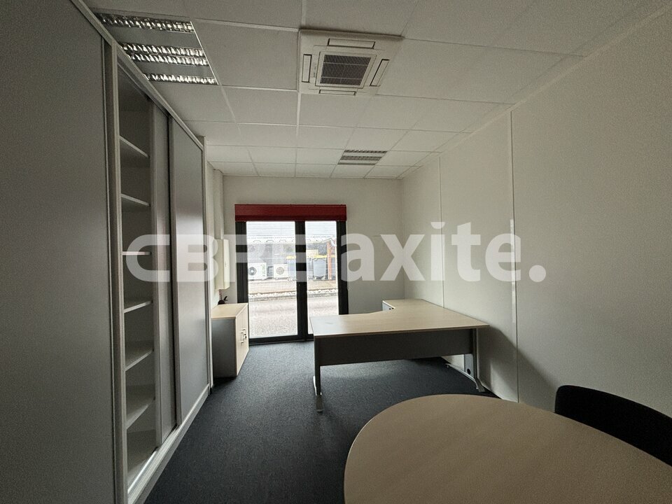 location local-professionnel ST PIERRE EN FAUCIGNY