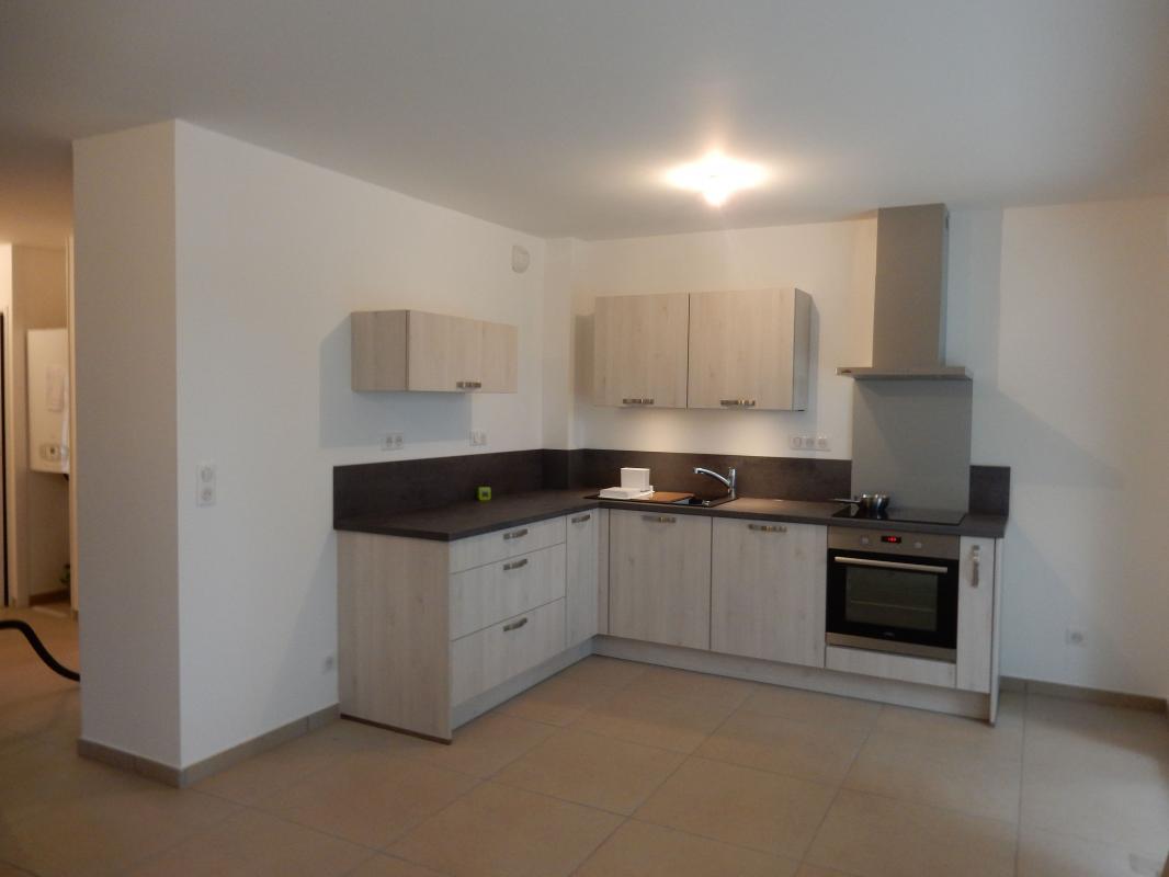 location appartement DRUMETTAZ CLARAFOND