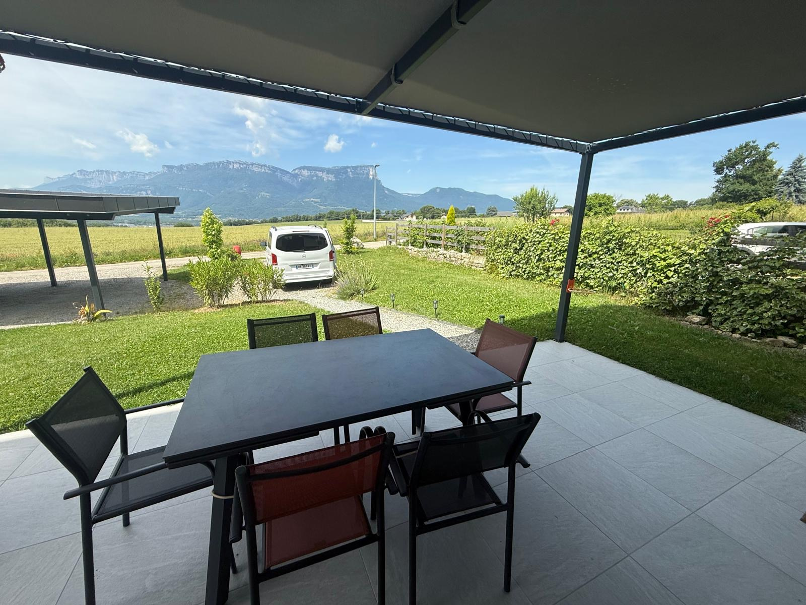 location appartement STE HELENE DU LAC