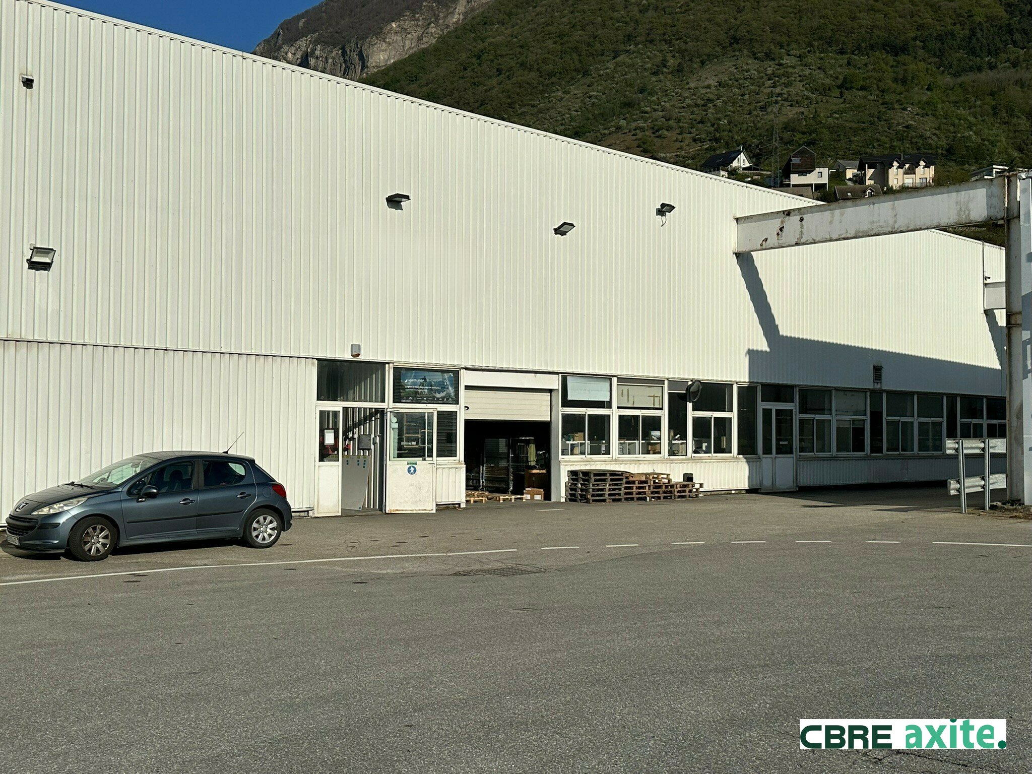 location local-industriel MONTMELIAN