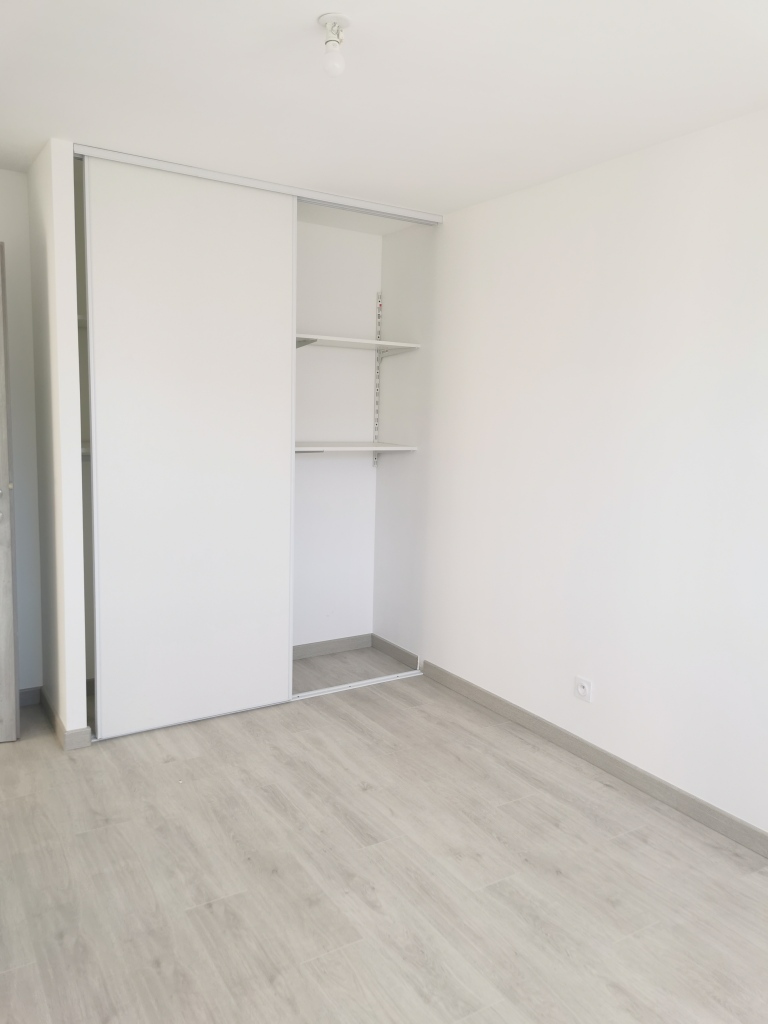 location appartement BOURDEAU