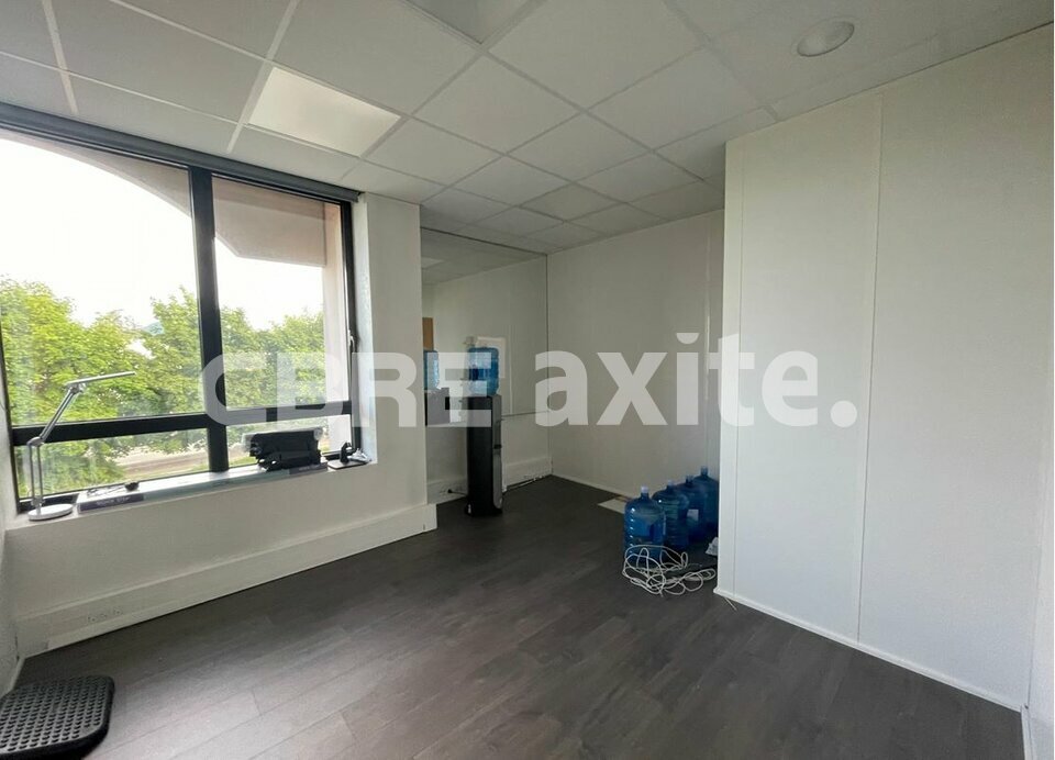location local-professionnel EPAGNY METZ TESSY