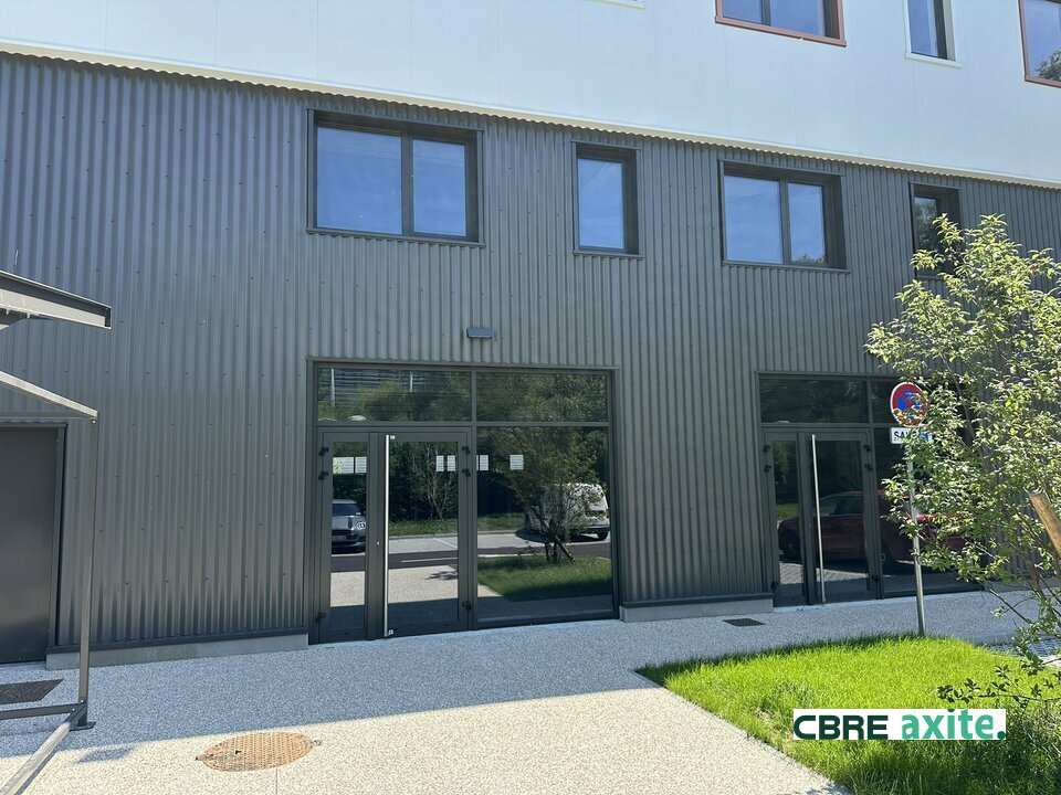location local-industriel MERY