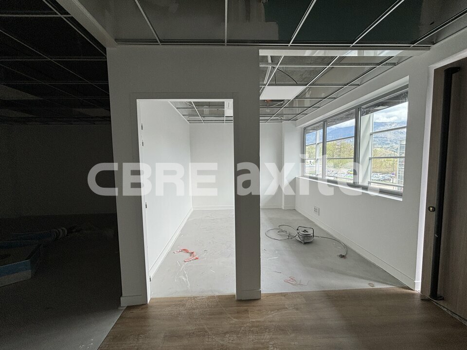 location local-professionnel ARGONAY