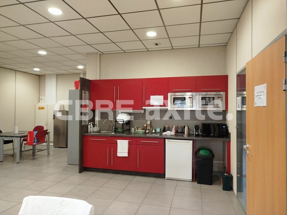 location local-professionnel ARCHAMPS