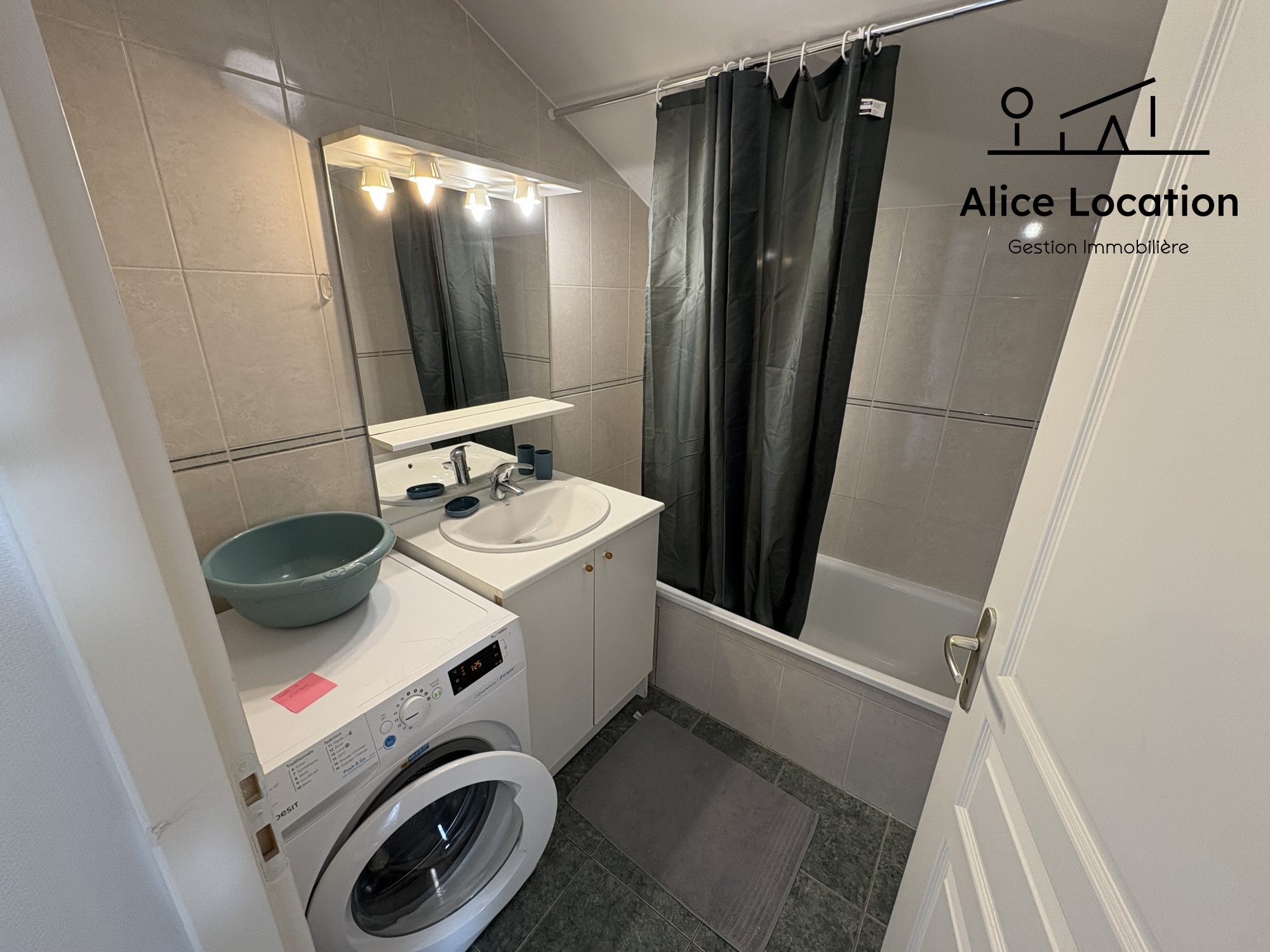 location appartement EVIAN LES BAINS