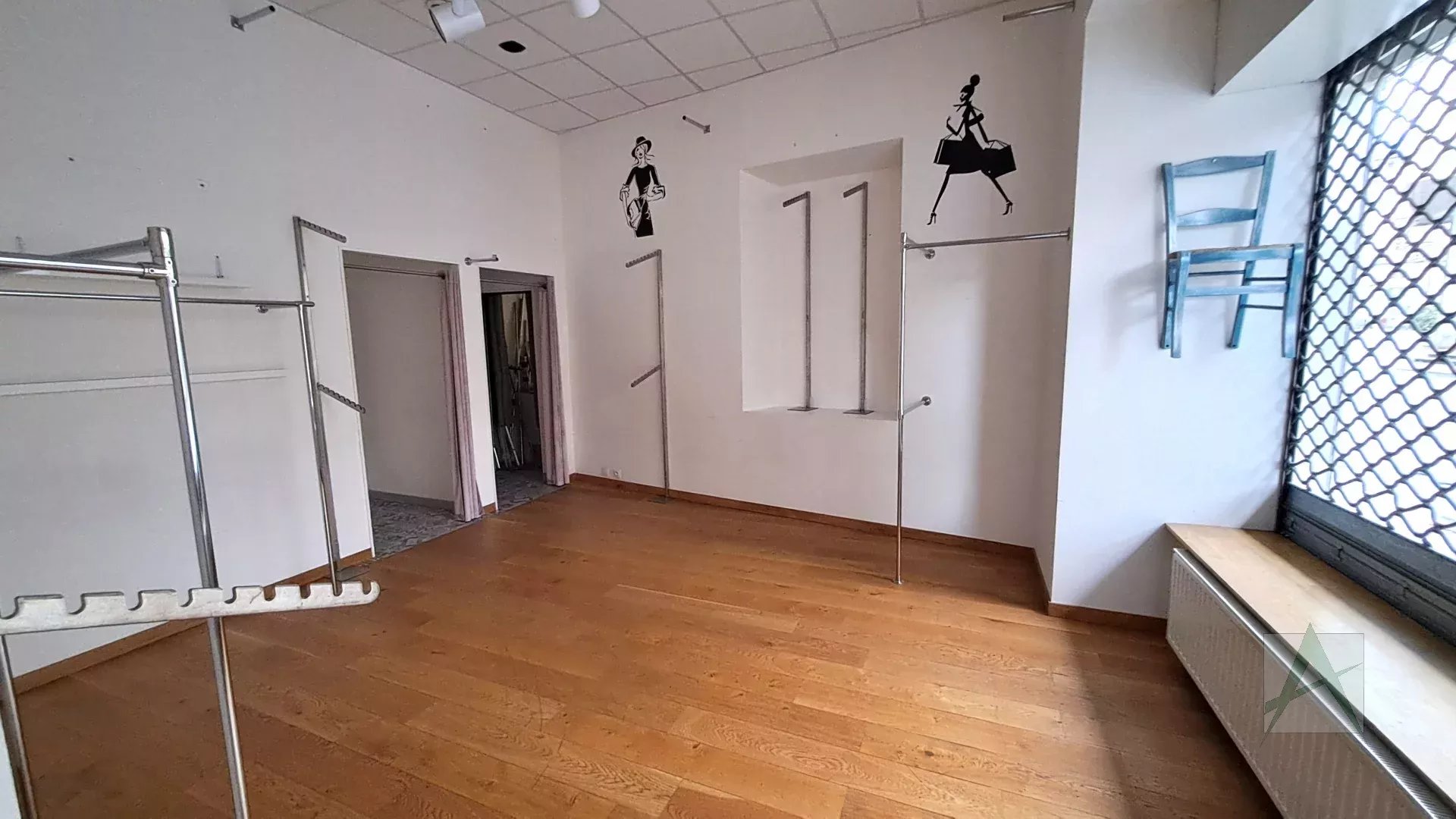 location local-commercial CHAMBERY