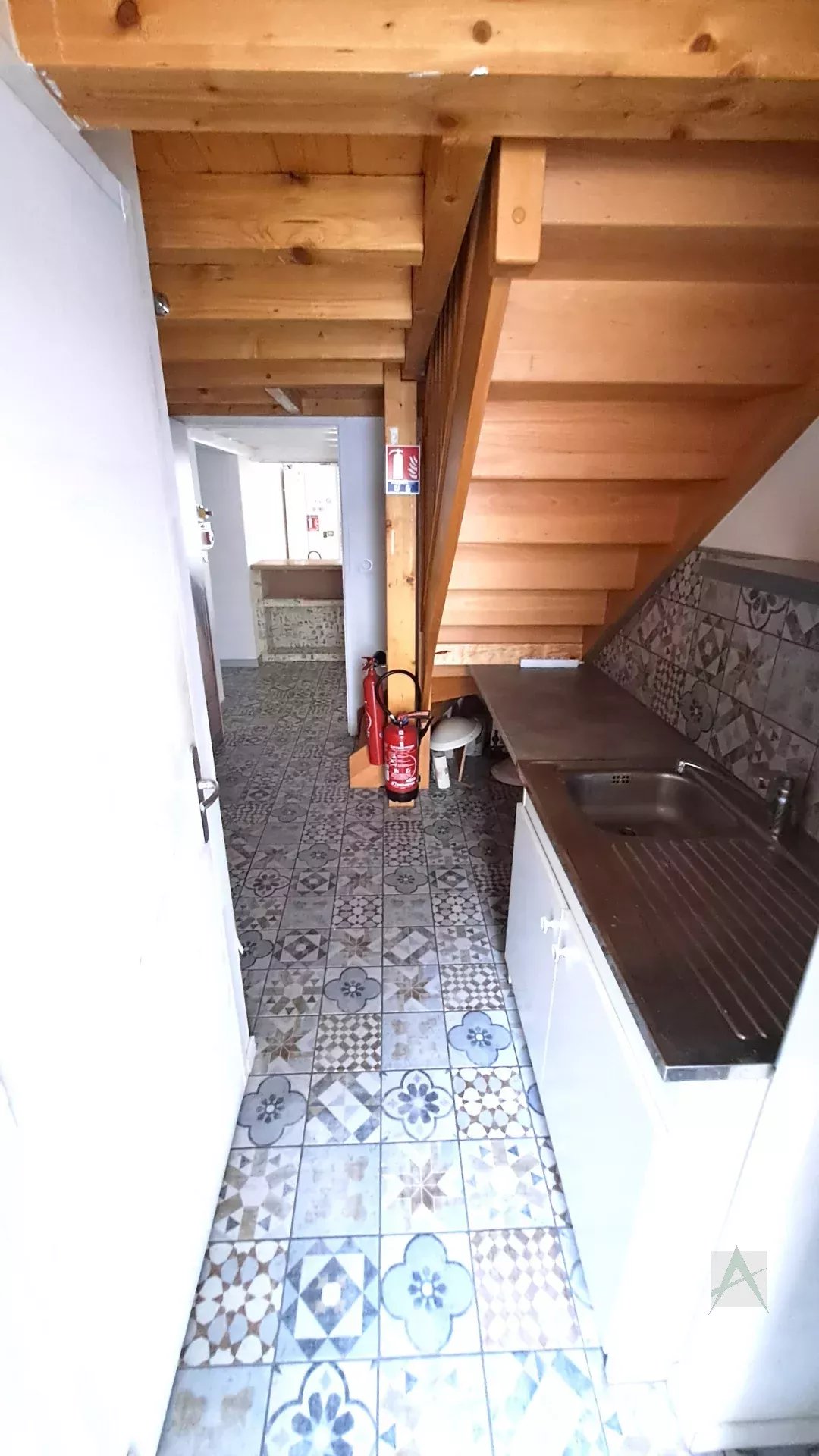 location local-commercial CHAMBERY