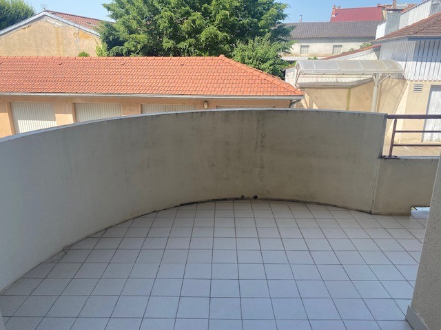 location appartement MONTREVEL EN BRESSE