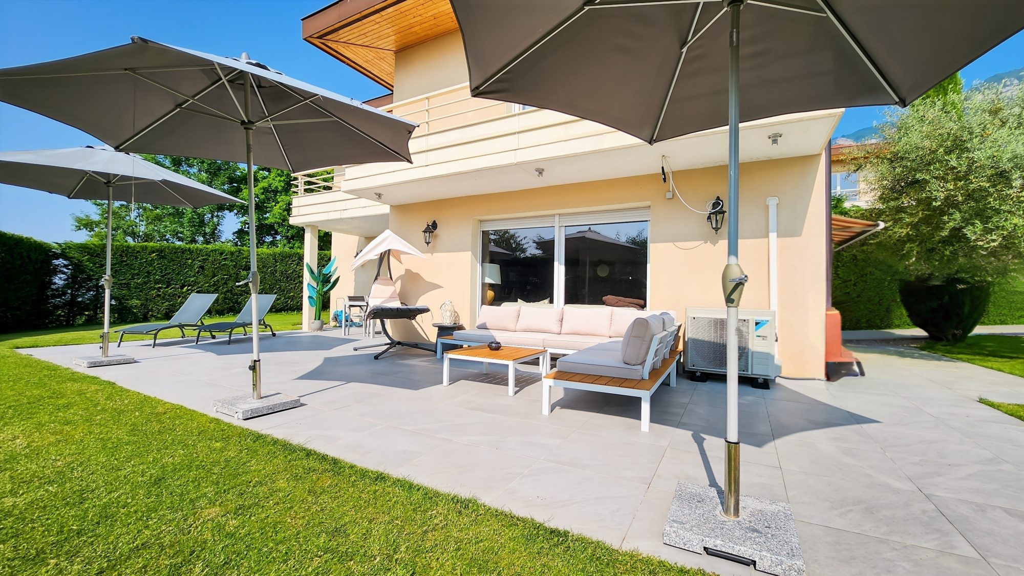 Maison 5 pièces - 220 m² COLLONGES SOUS SALEVE