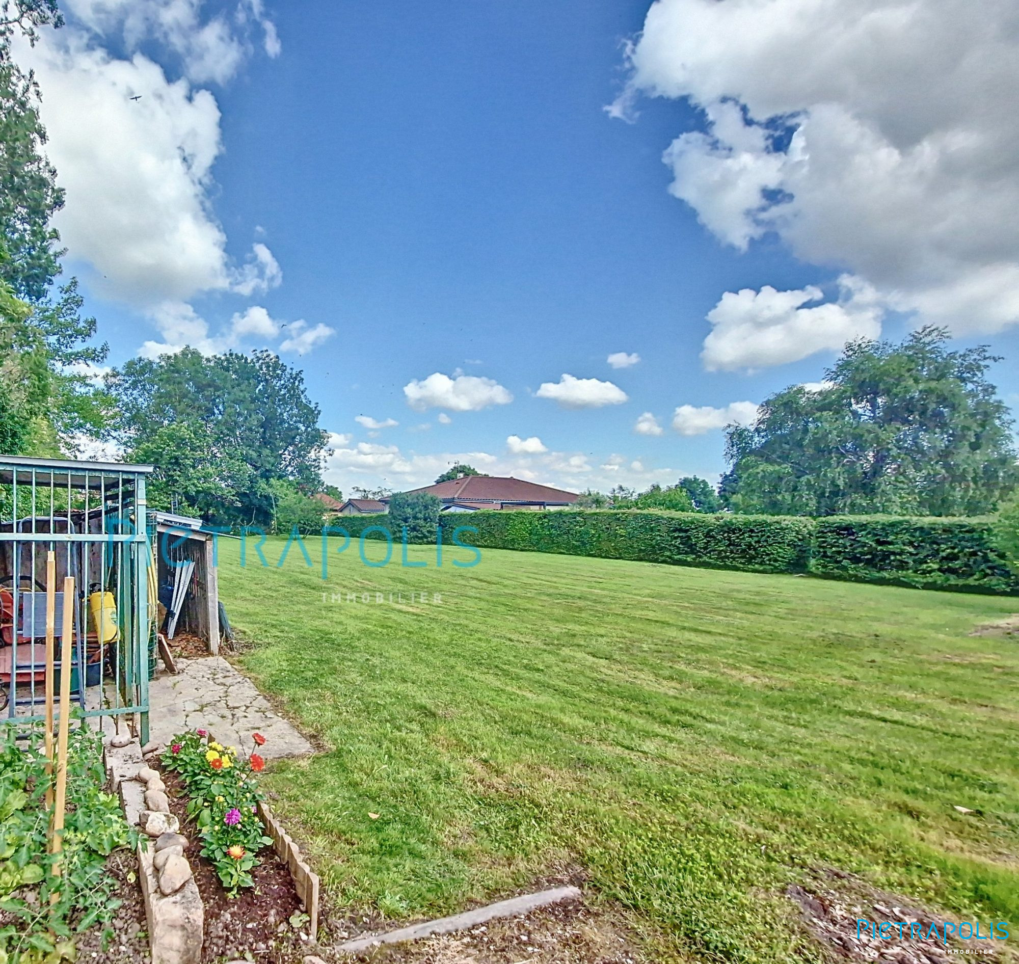 Terrain  - 900 m² ST TRIVIER SUR MOIGNANS