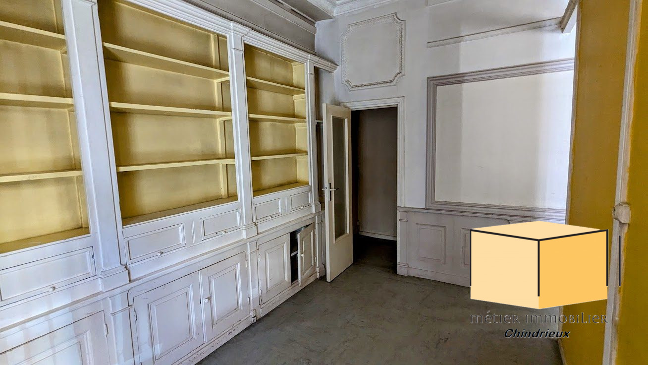 vente local-commercial YENNE