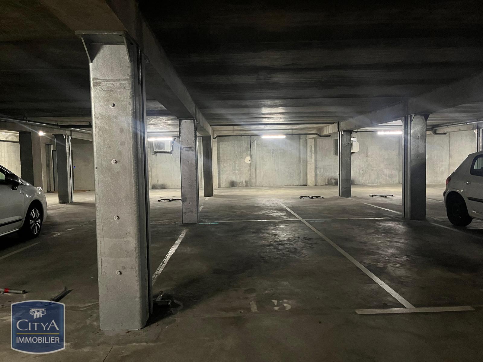 location parking CHAMBERY