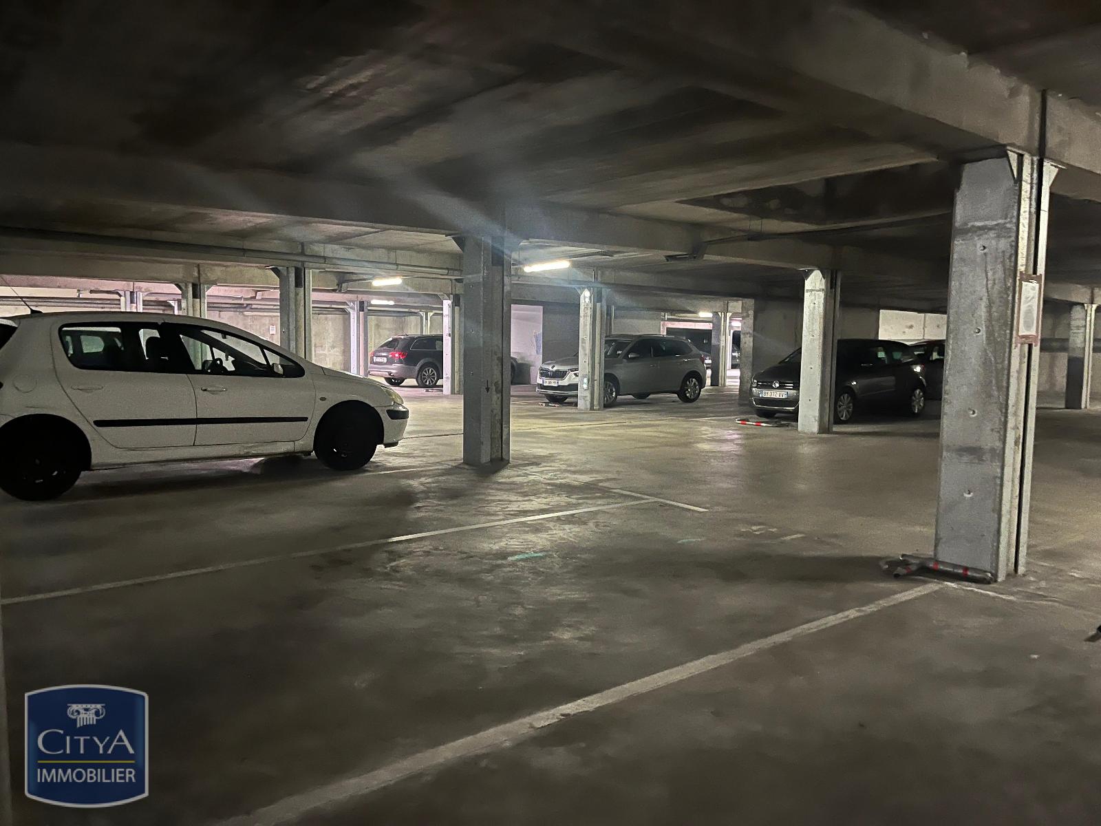 location parking CHAMBERY