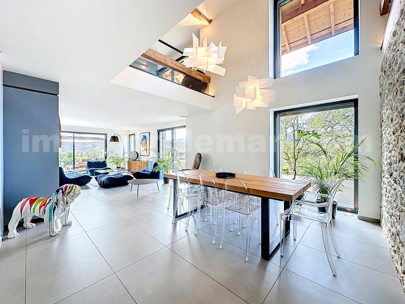 vente maison PERS JUSSY