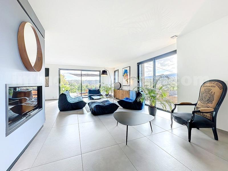 vente maison PERS JUSSY