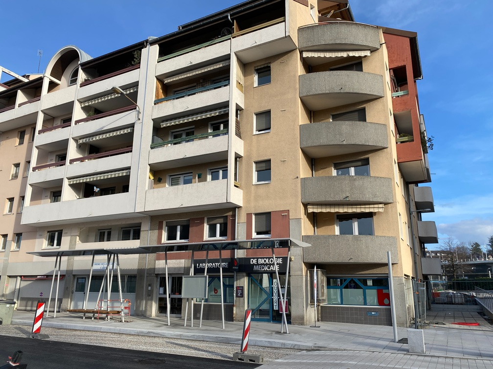 vente local-professionnel 