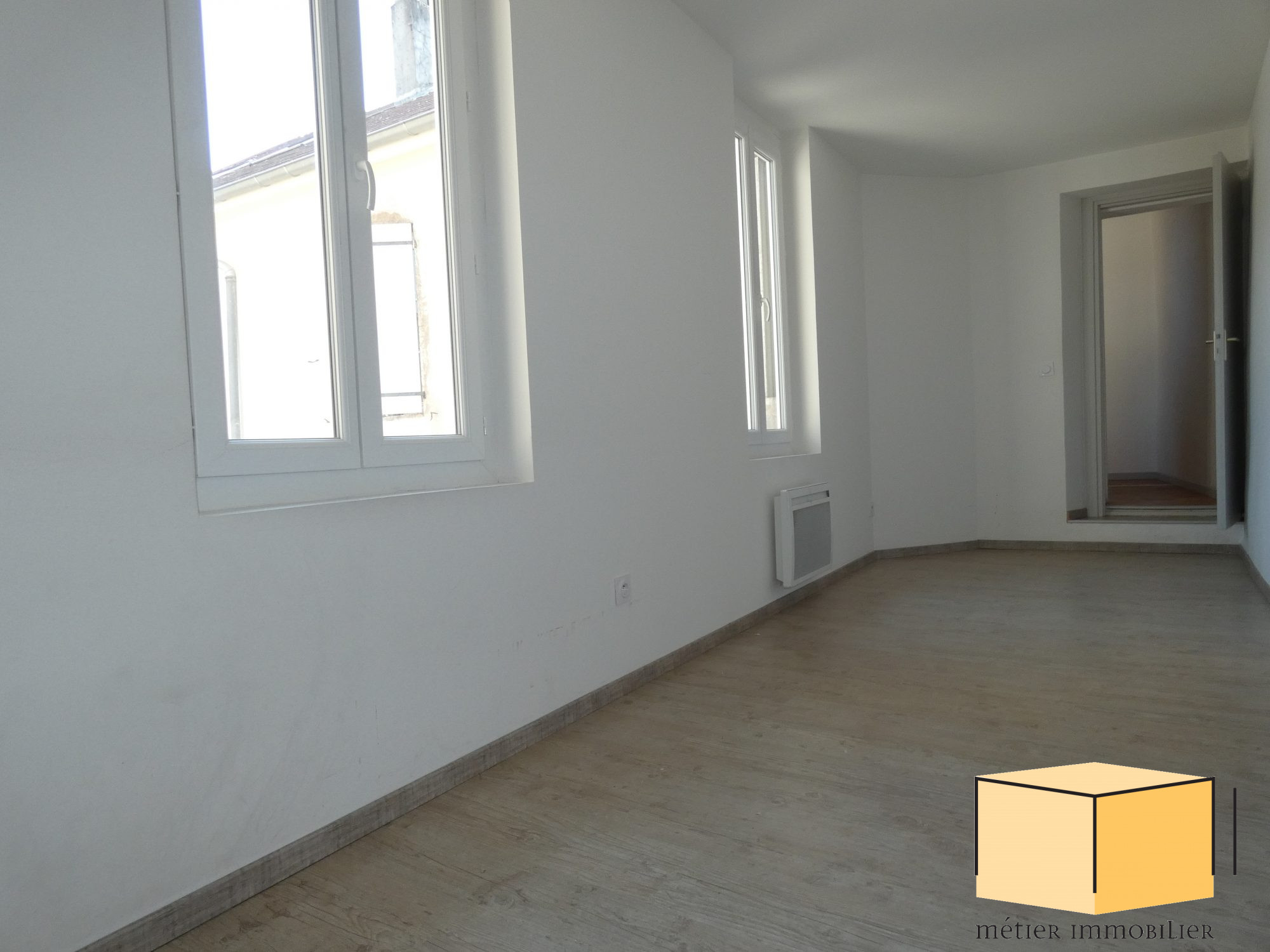 vente immeuble BELLEY