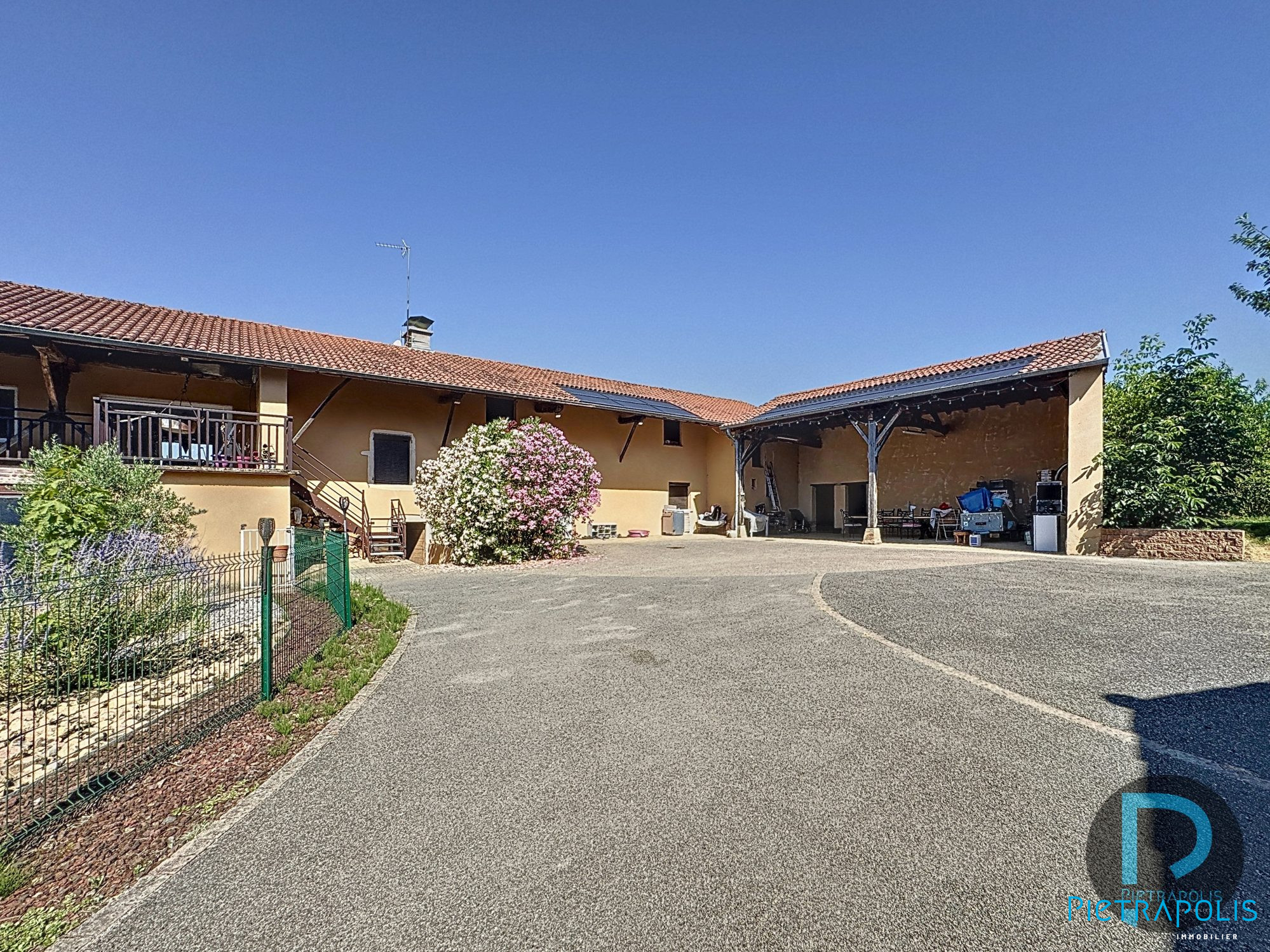 vente maison ST ETIENNE SUR CHALARONNE