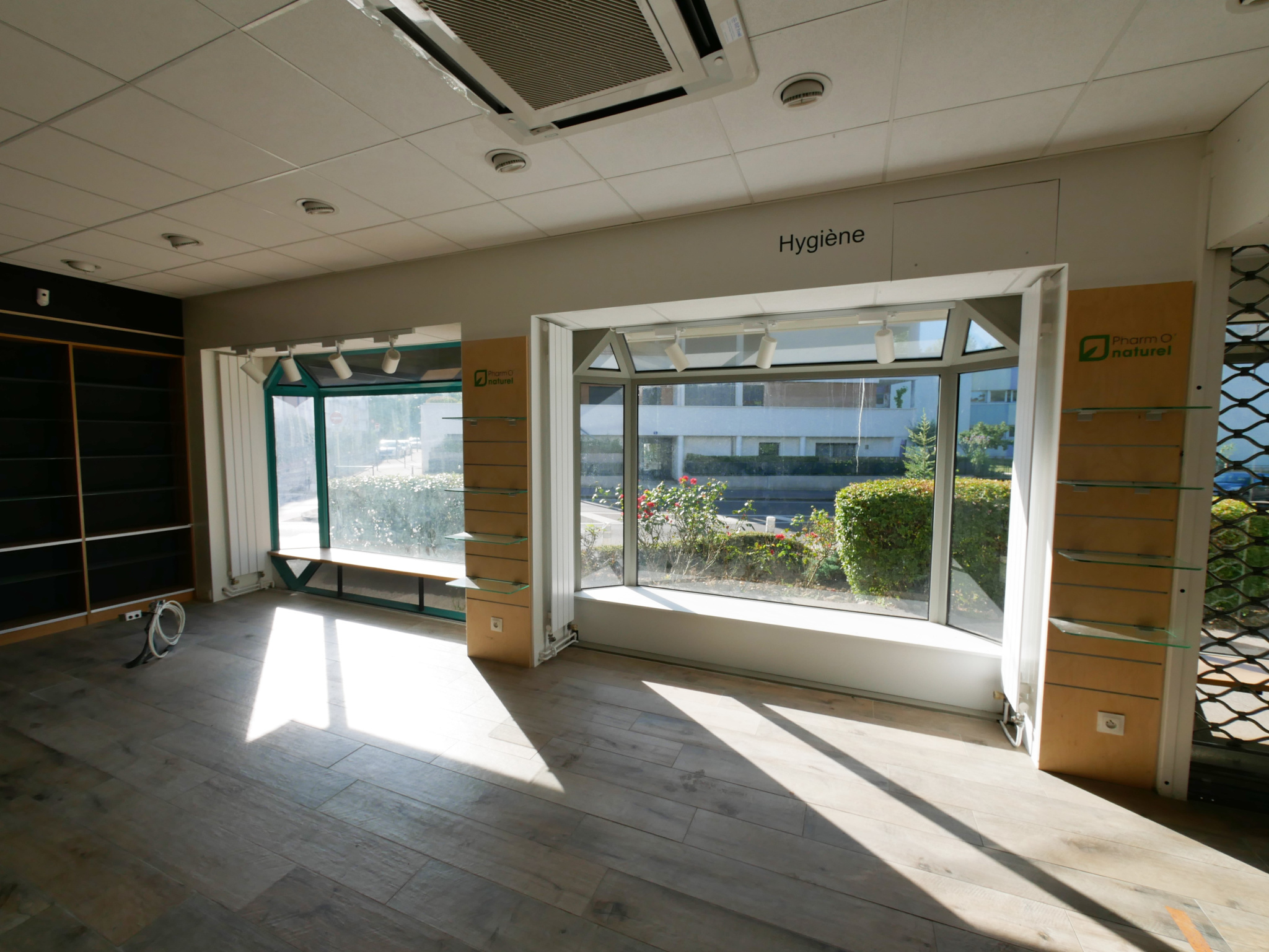 vente local-commercial ANNECY