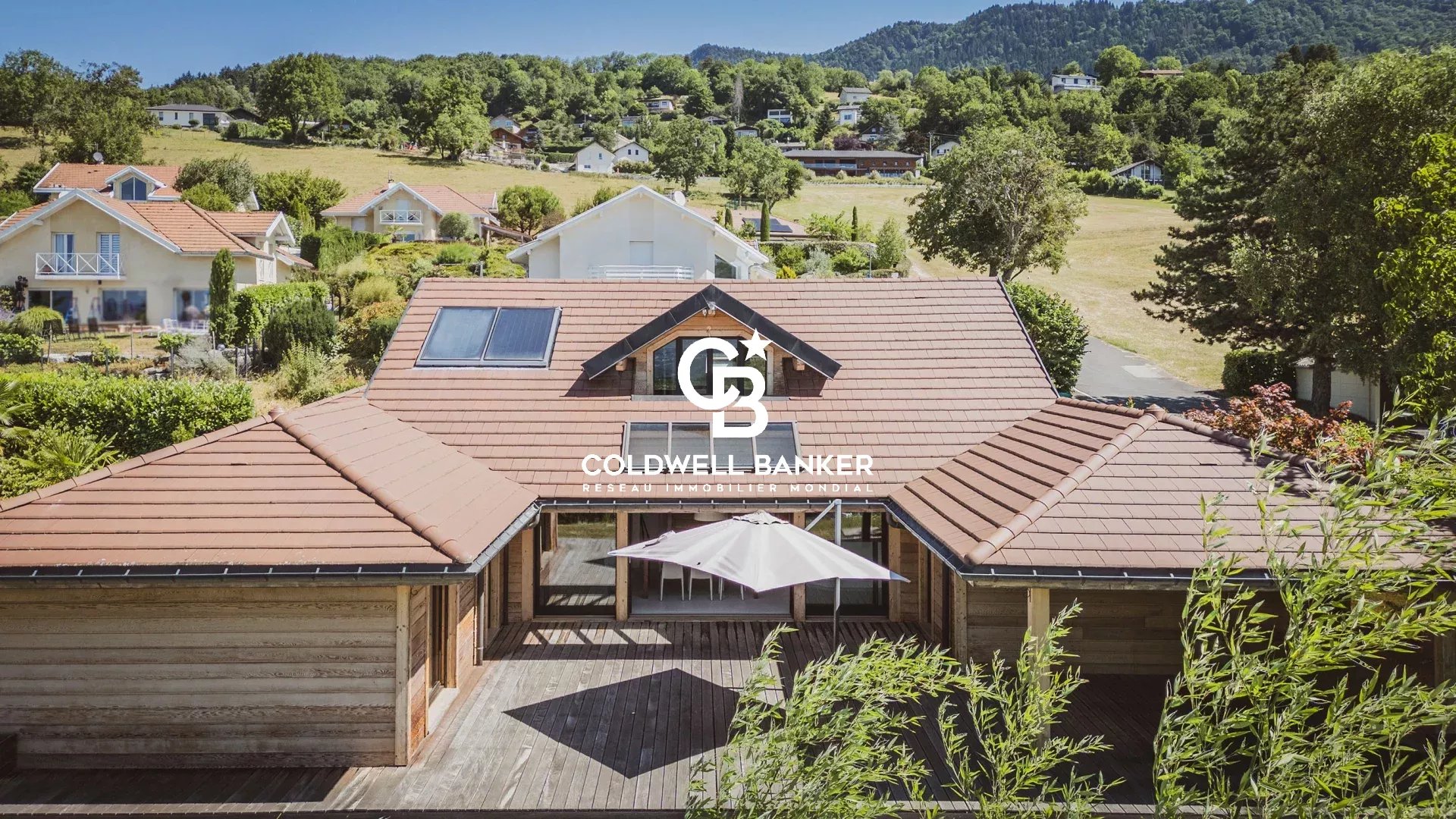Maison 7 pièces - 200 m² BONNE
