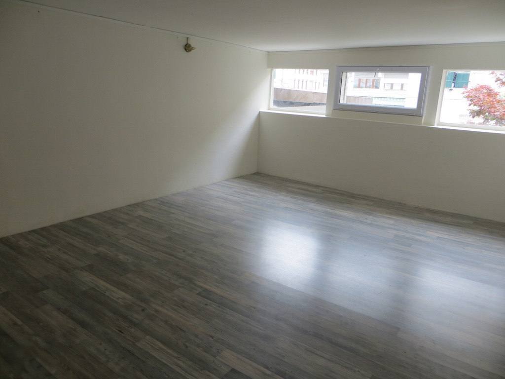 location local-commercial 