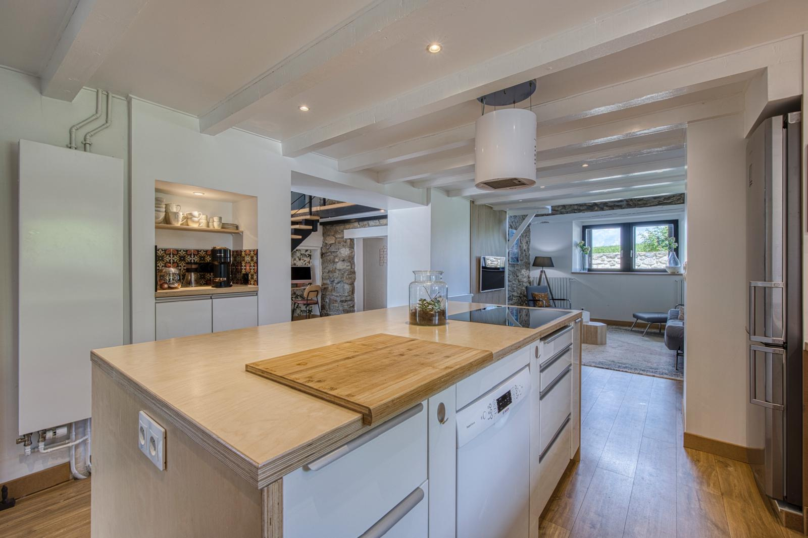 vente maison PERS JUSSY
