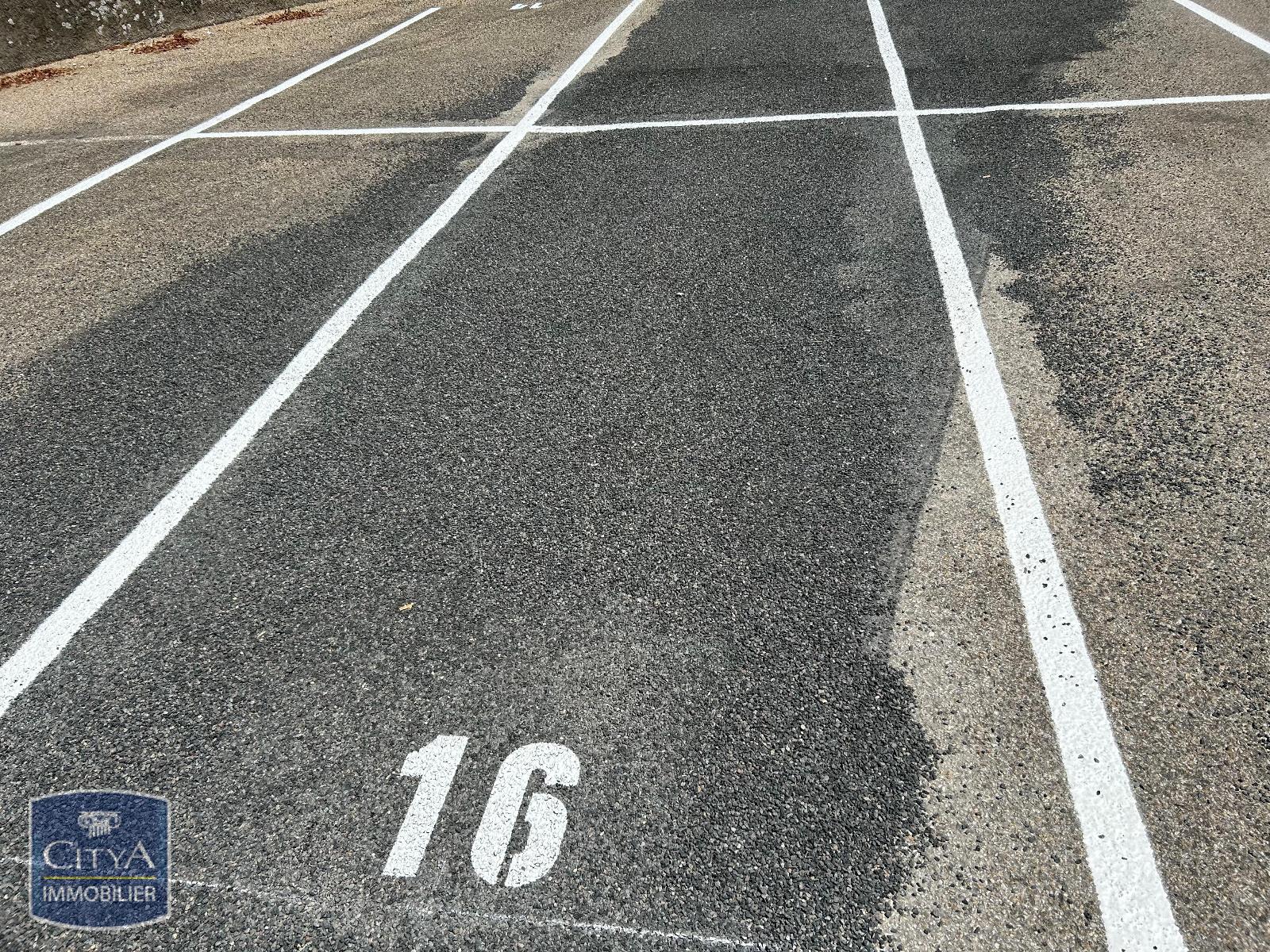 location parking BOURG EN BRESSE