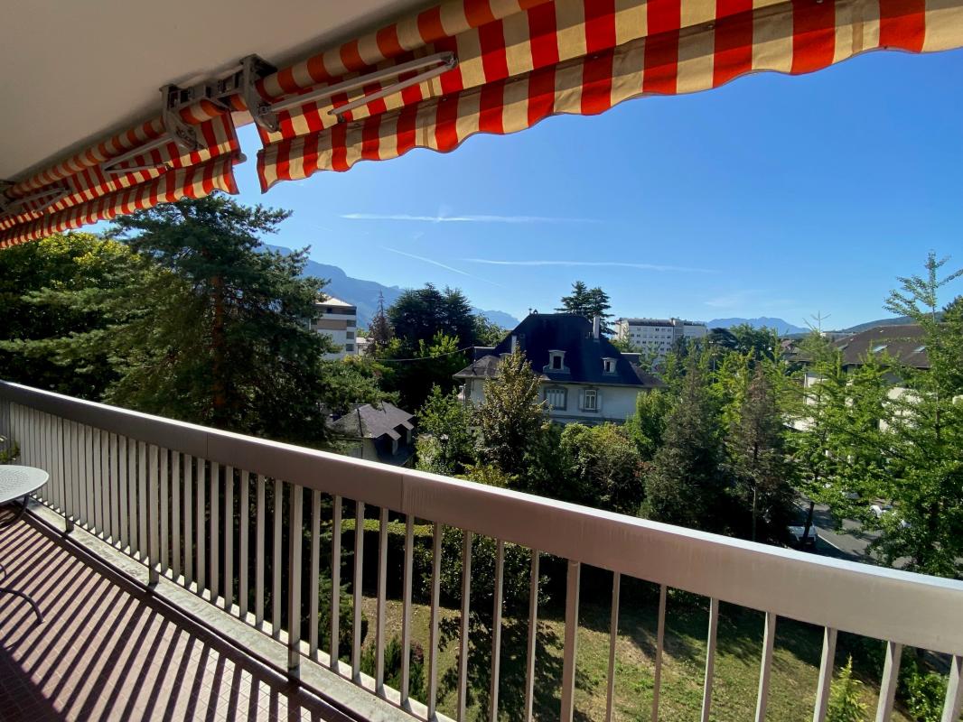 Appartement 3 pièces - 102 m² ANNECY