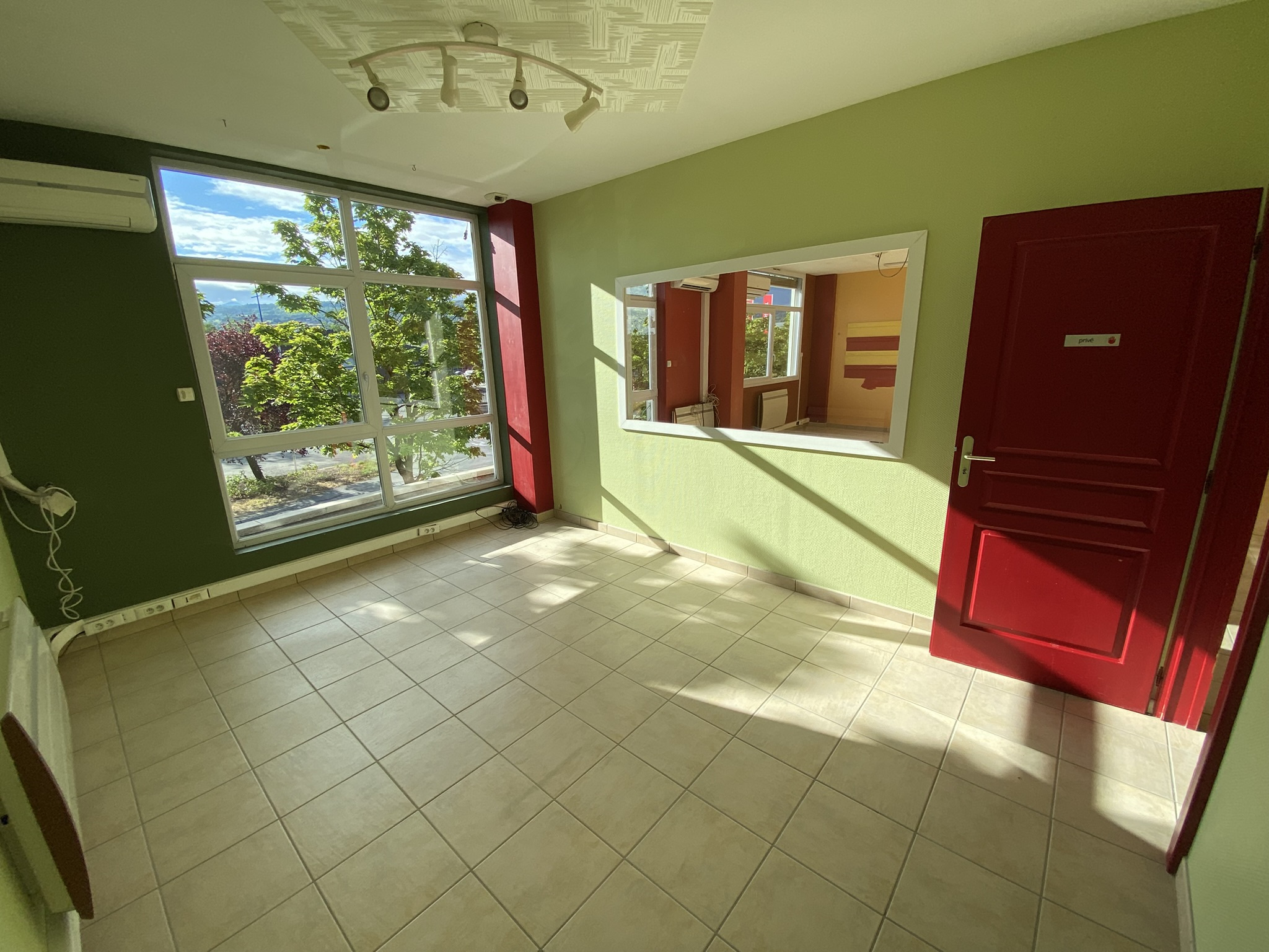vente local-professionnel THONON LES BAINS