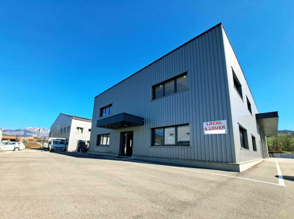 location local-commercial LA TOUR
