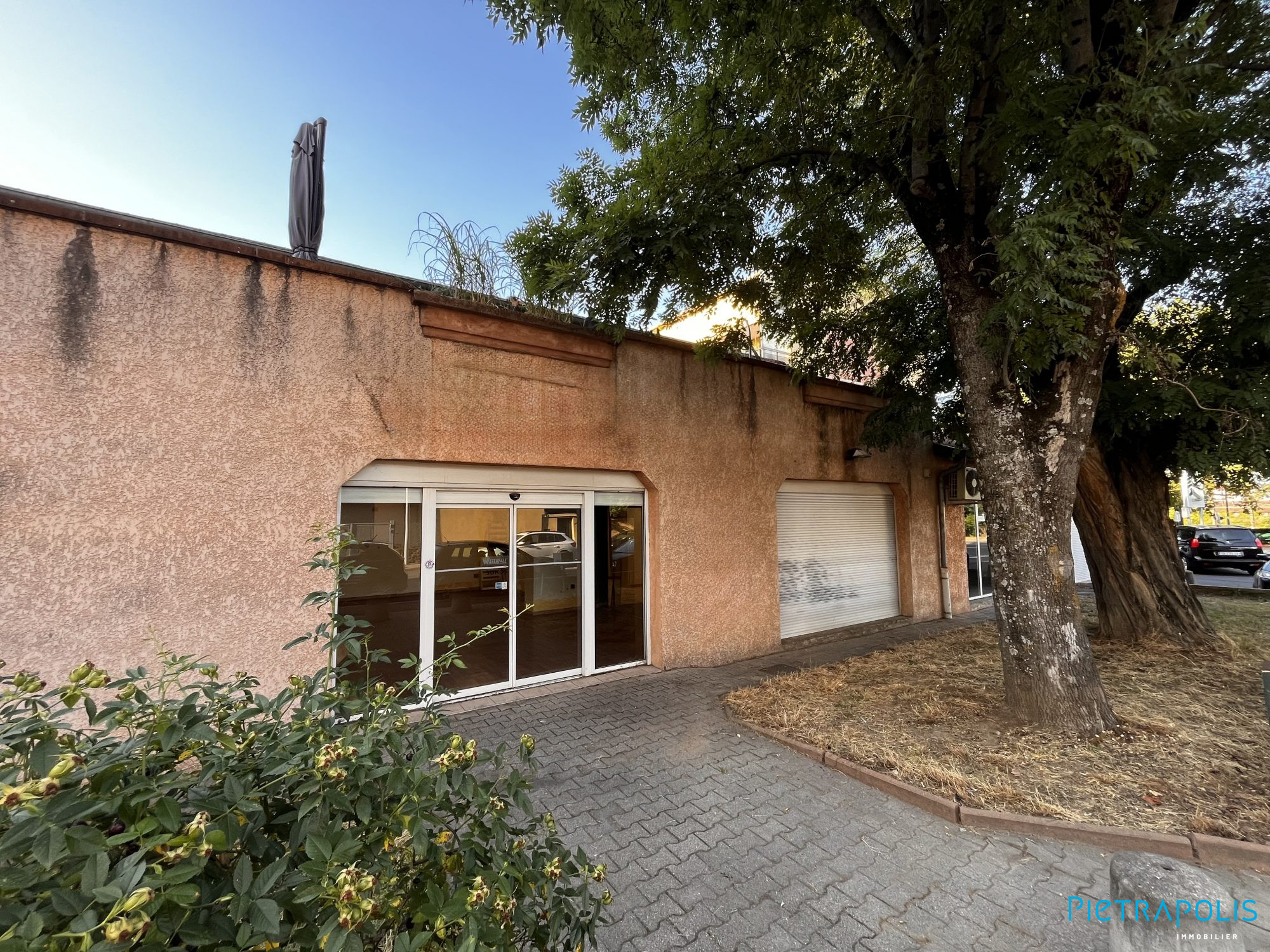 location local-commercial VILLEFRANCHE SUR SAONE